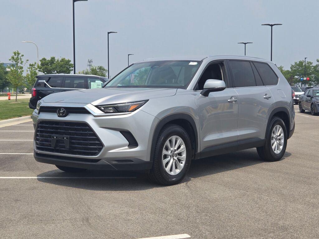 Celestial Silver Metallic 2025 Toyota Grand Highlander SUV / Crossover Front-Wheel Drive 8-Speed Automatic