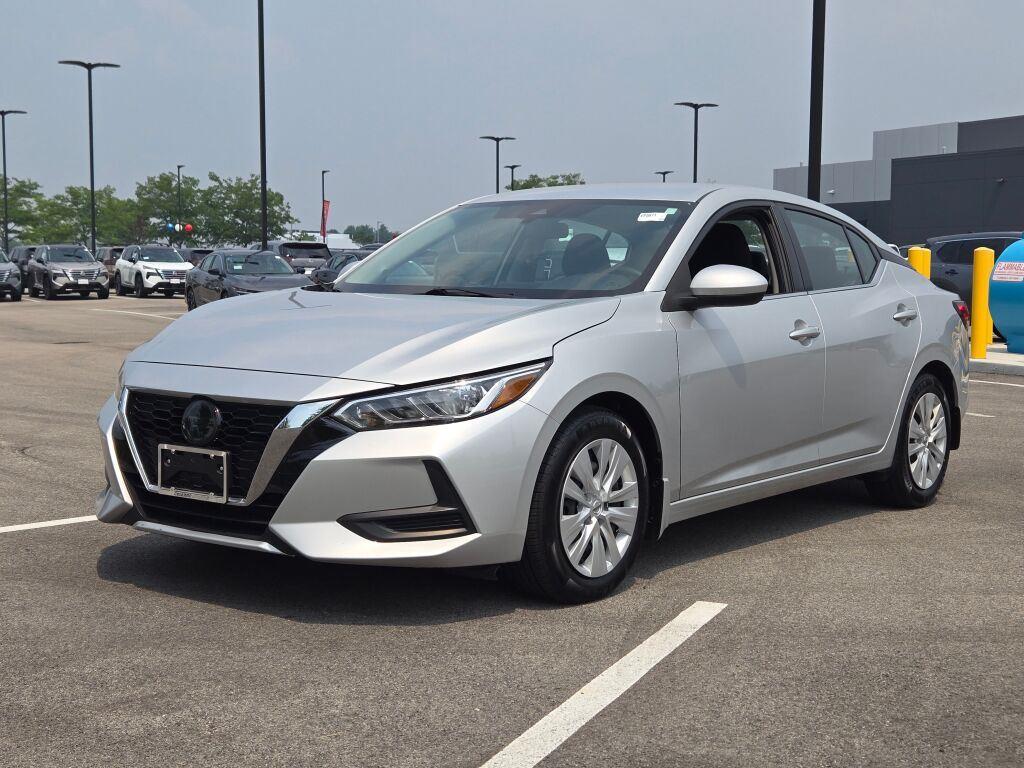 Brilliant Silver Metallic 2023 Nissan Sentra Sedan Front-Wheel Drive Continuously Variable Transmission