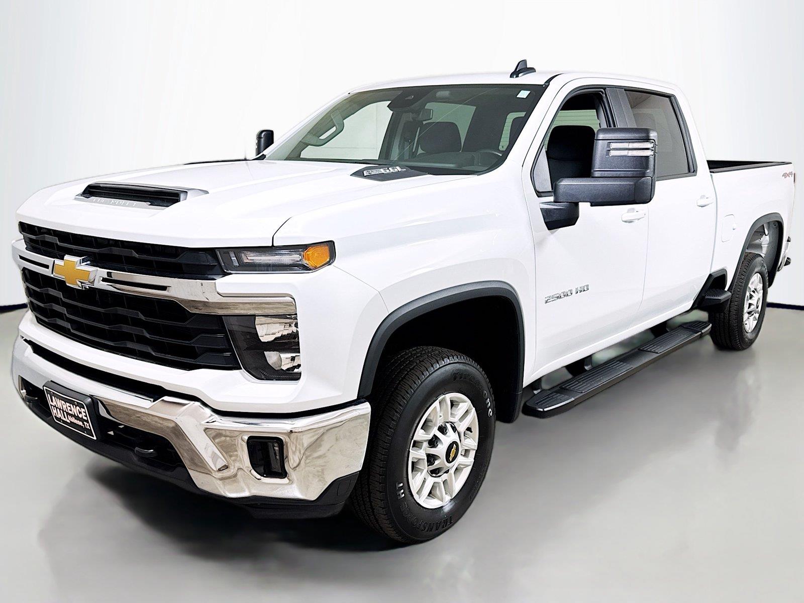 Summit White 2025 Chevrolet Silverado 2500HD Pickup Truck Four-Wheel Drive Automatic