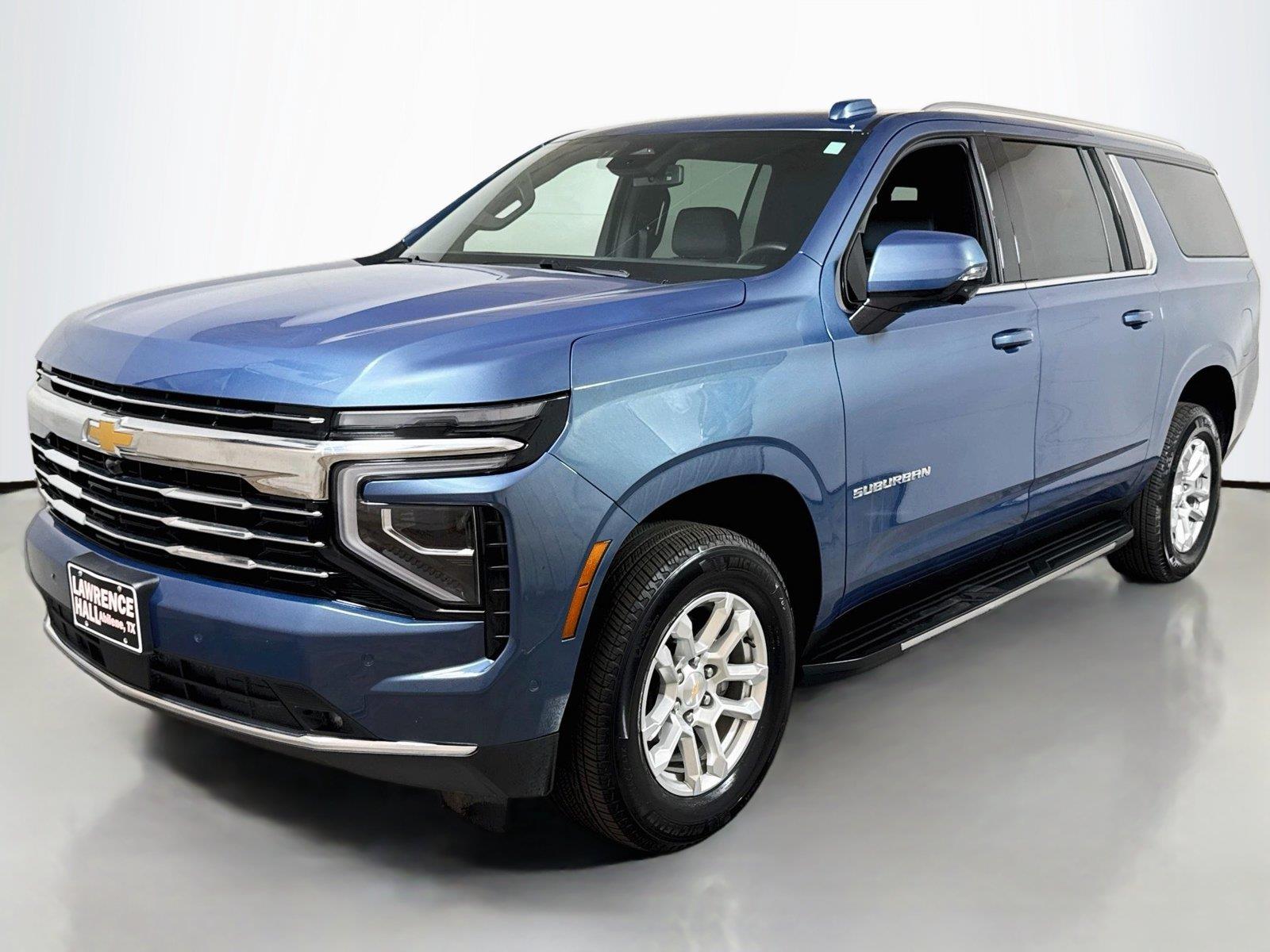 2026 Chevrolet Suburban LT 4WD   