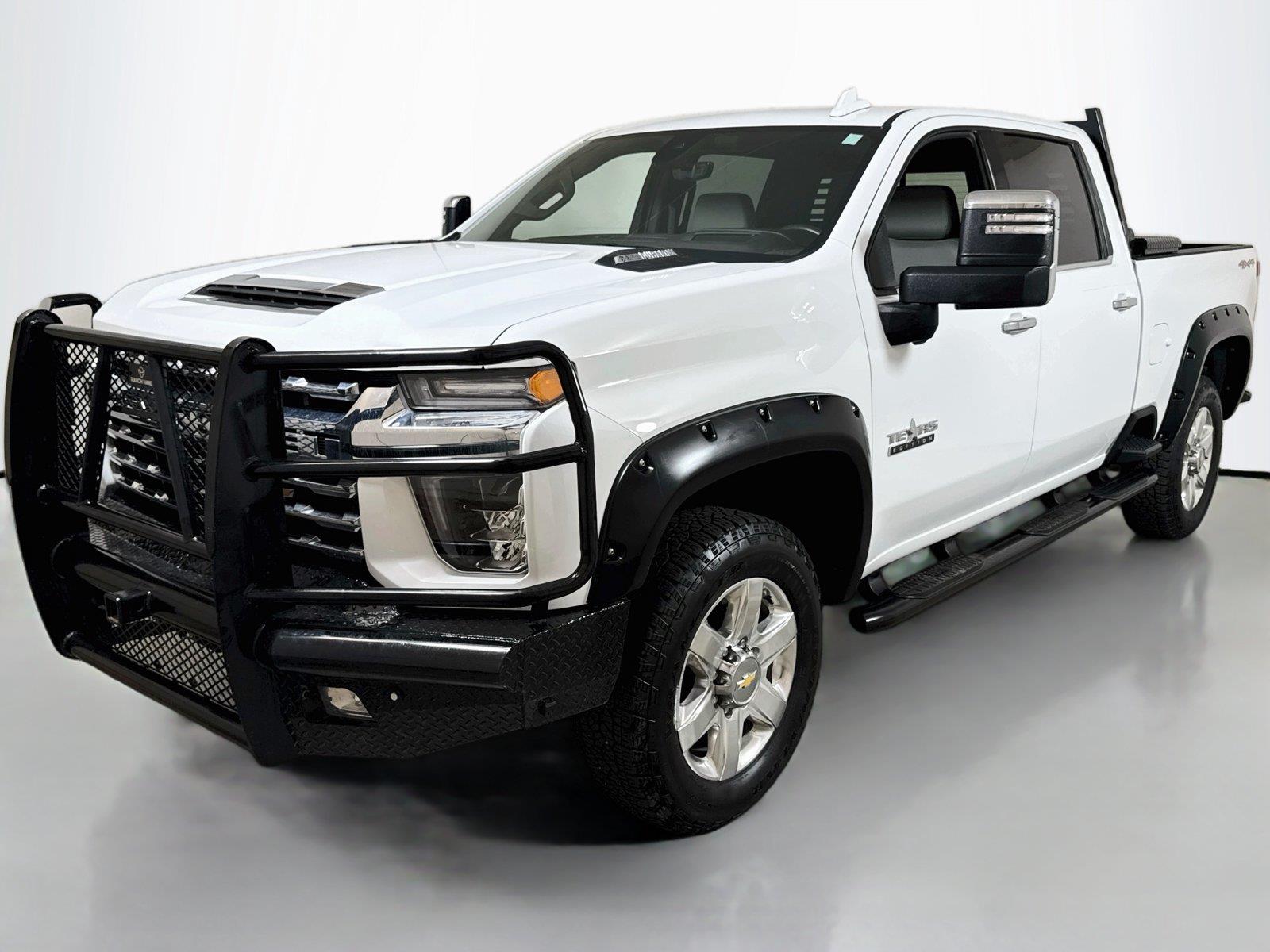 2022 Chevrolet Silverado 3500HD LTZ Crew Cab 4WD