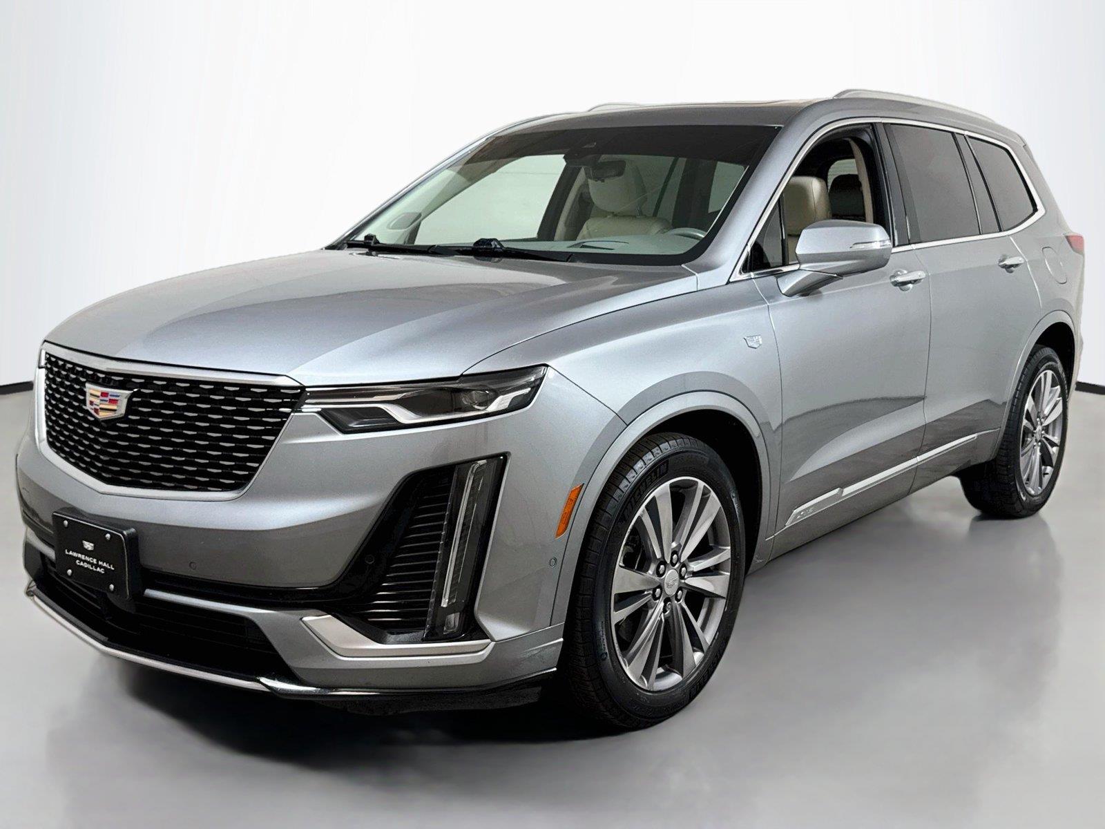  2024 Cadillac XT6 Premium Luxury FWD   