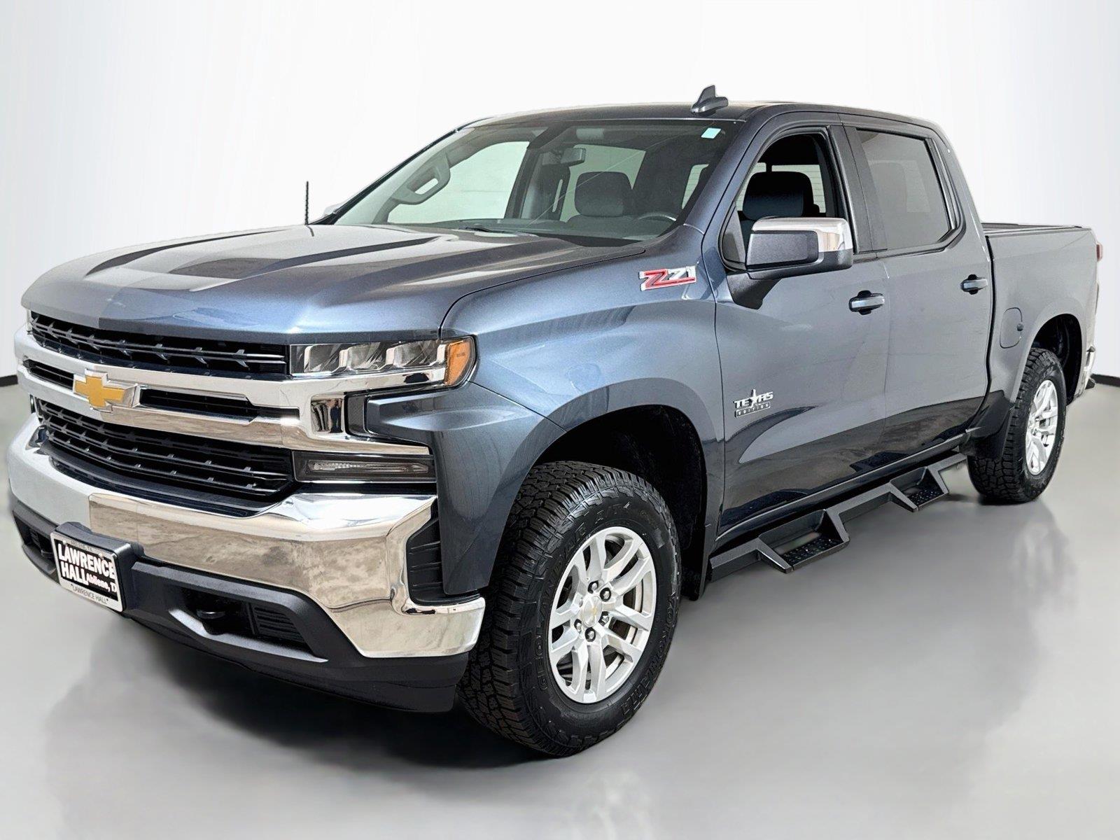 Shadow Gray Metallic 2020 Chevrolet Silverado 1500 Pickup Truck Four-Wheel Drive 8-Speed Automatic