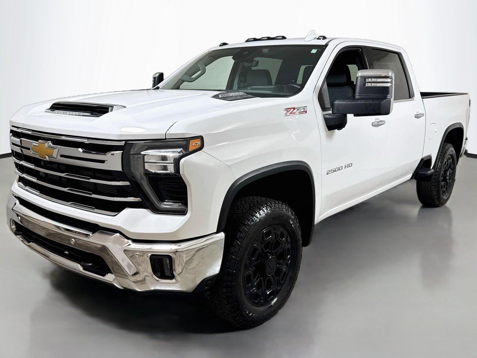 2025 Chevrolet Silverado 2500HD LTZ Crew Cab 4WD