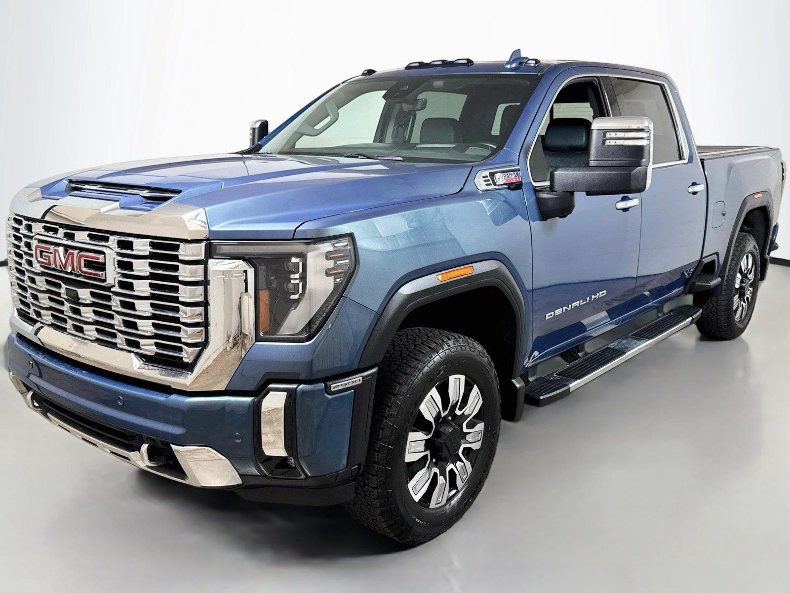 2026 GMC Sierra 2500HD Denali Crew Cab 4WD