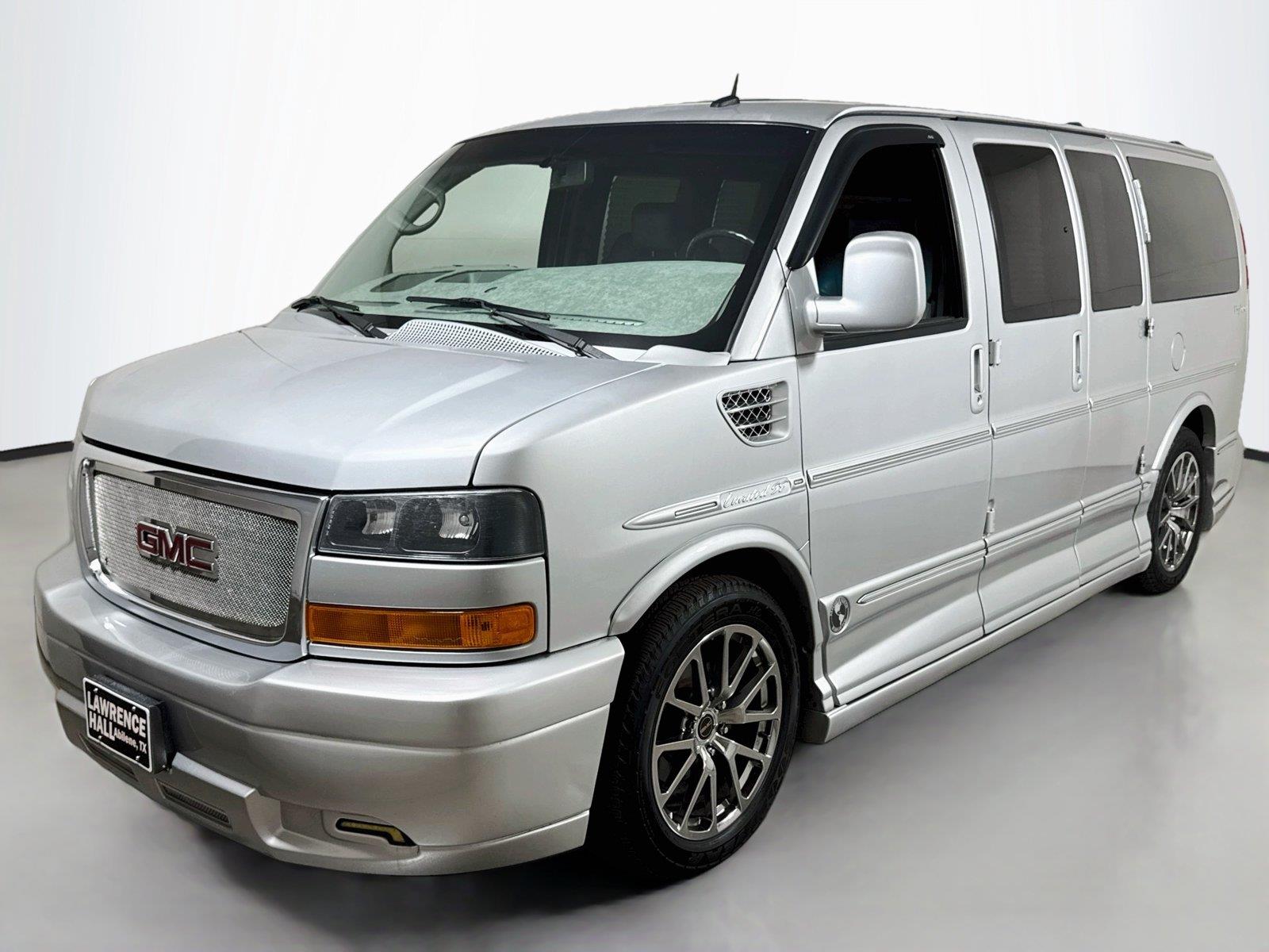 2014 GMC Savana Cargo 1500 RWD