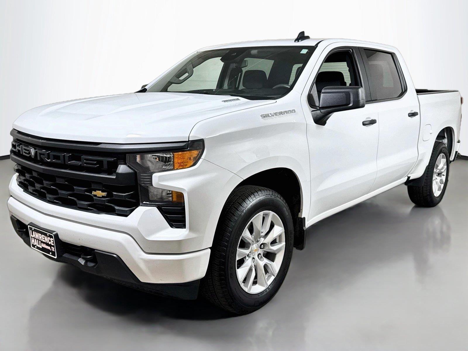 Summit White 2025 Chevrolet Silverado 1500 Pickup Truck 4X2 8-Speed Automatic