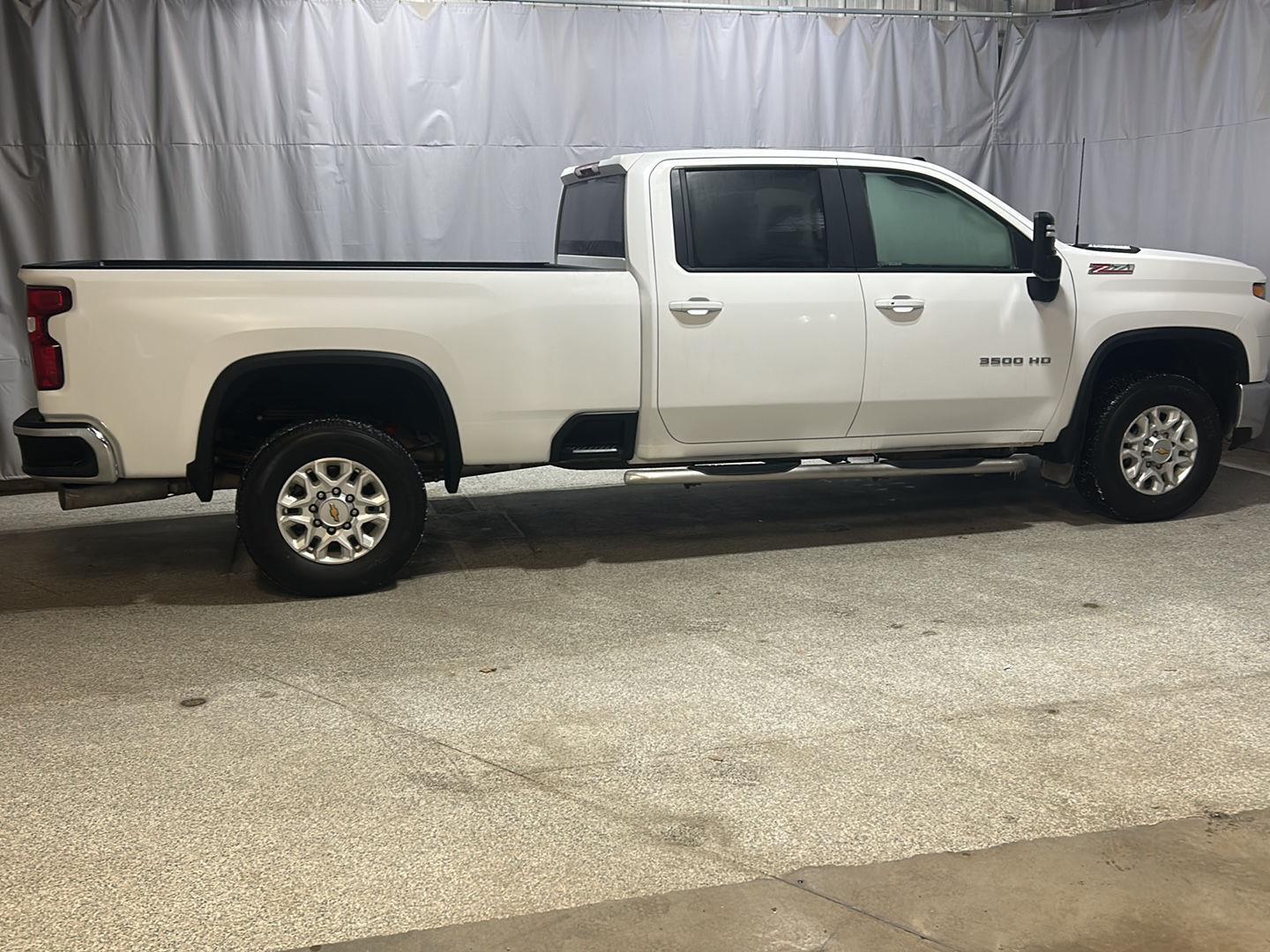 2021 Chevrolet Silverado 3500HD LT Crew Cab 4WD