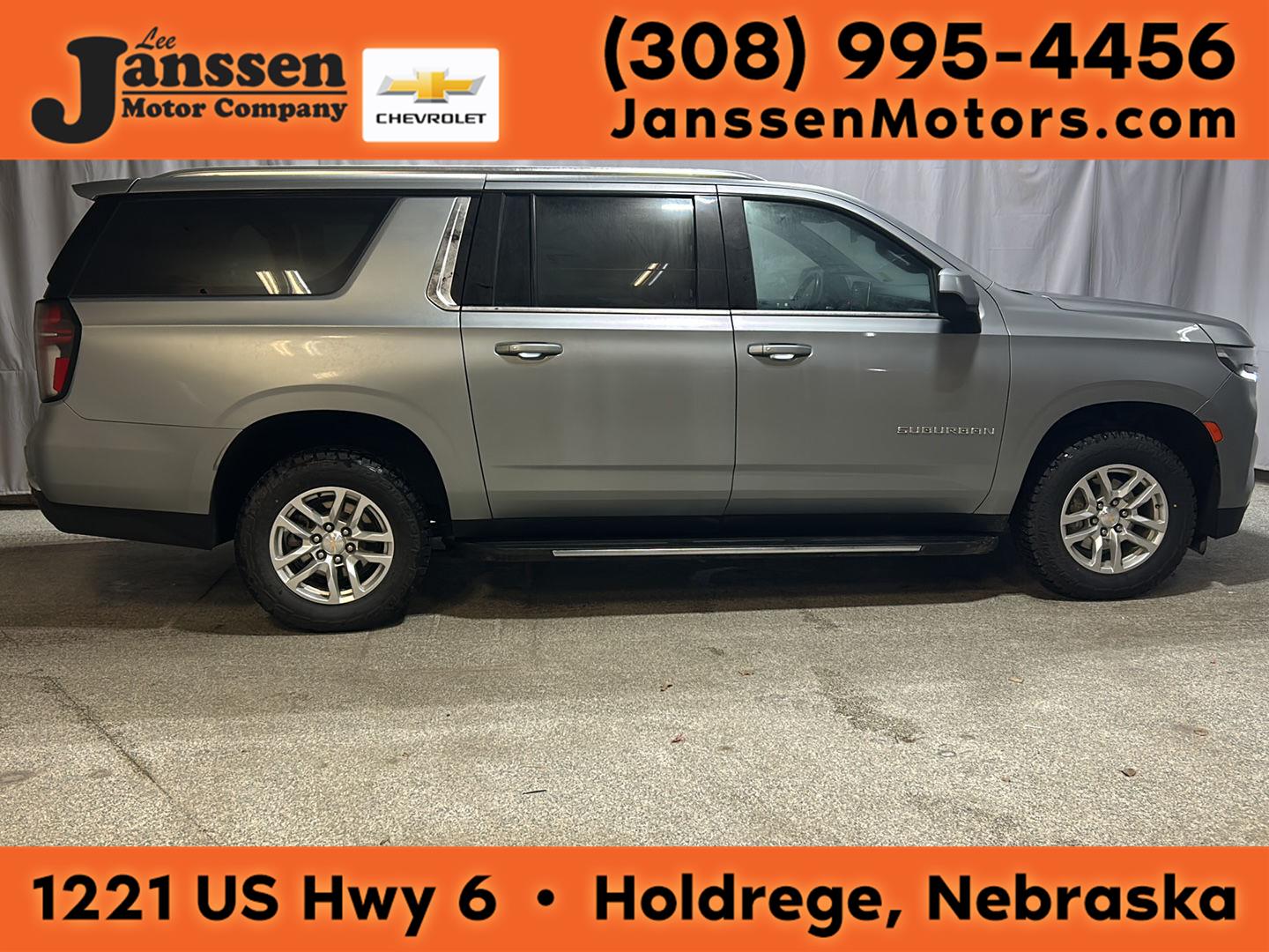 Sterling Gray Metallic 2023 Chevrolet Suburban SUV / Crossover Four-Wheel Drive Automatic