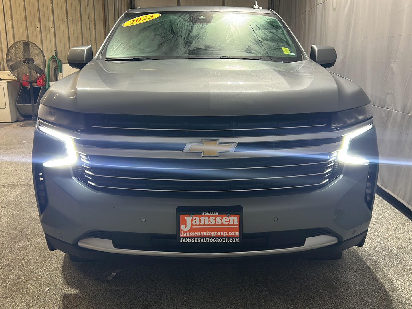 View vehicle photo 5