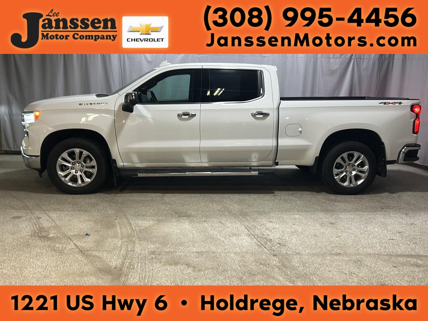 Summit White 2023 Chevrolet Silverado 1500 Pickup Truck Four-Wheel Drive Automatic