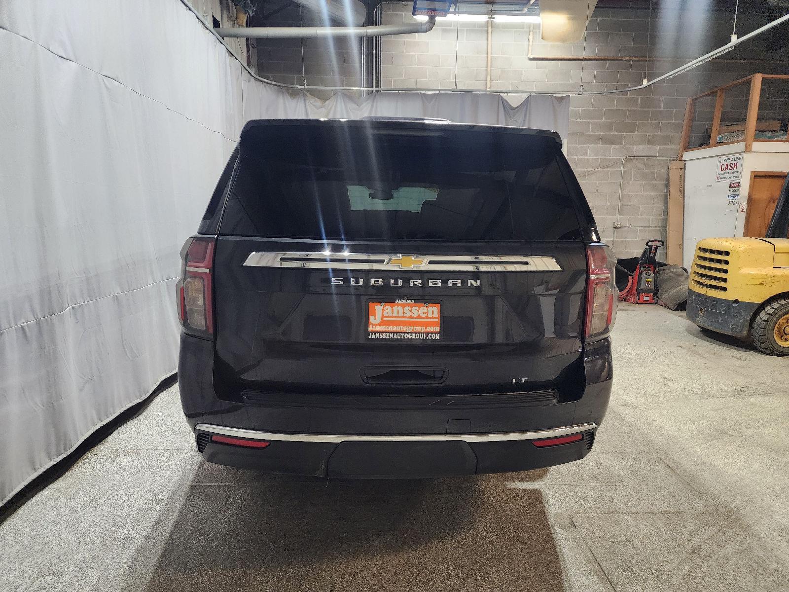 View vehicle photo 5