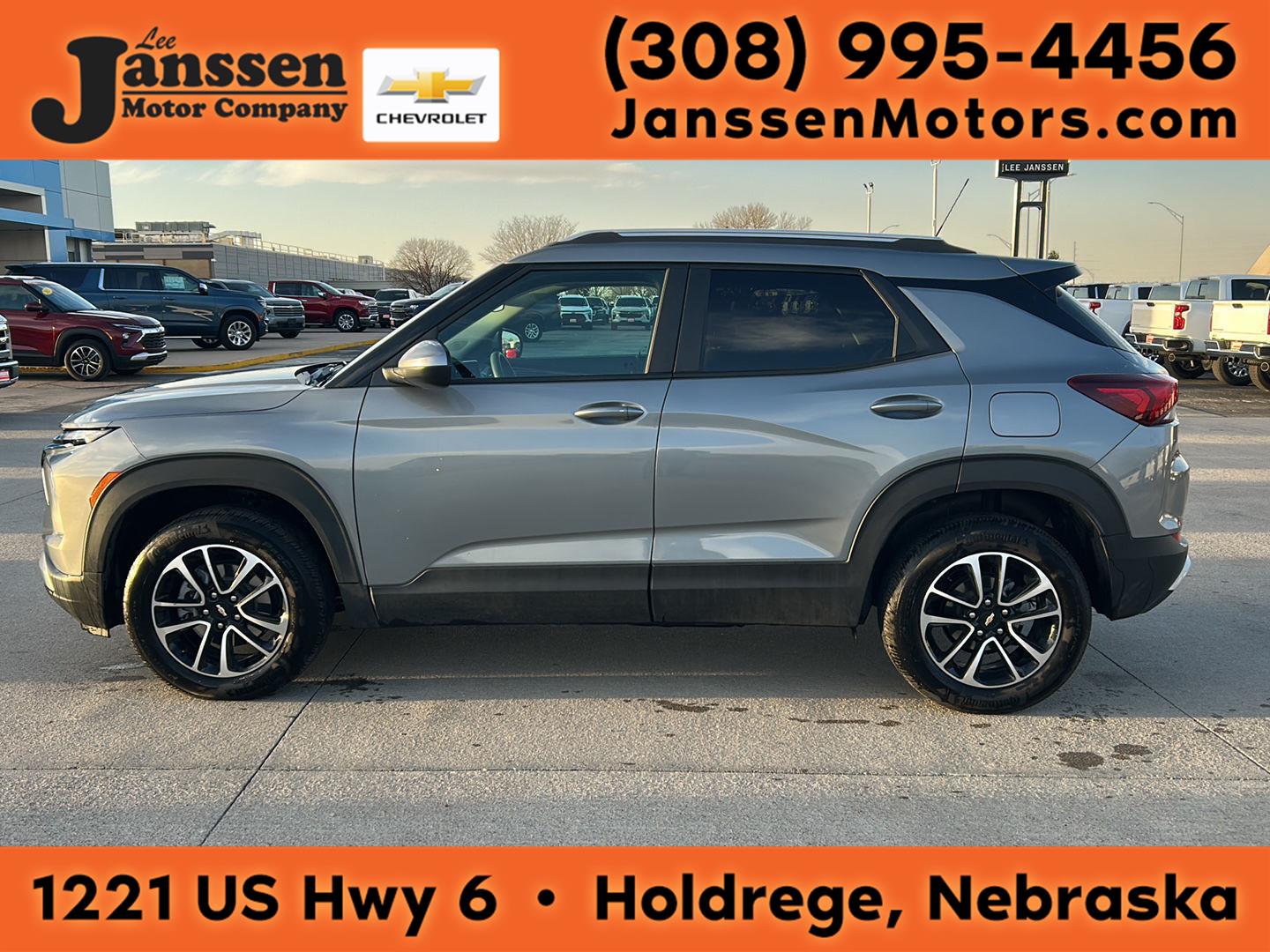 Sterling Gray Metallic 2025 Chevrolet Trailblazer SUV / Crossover Four-Wheel Drive 9-Speed Automatic