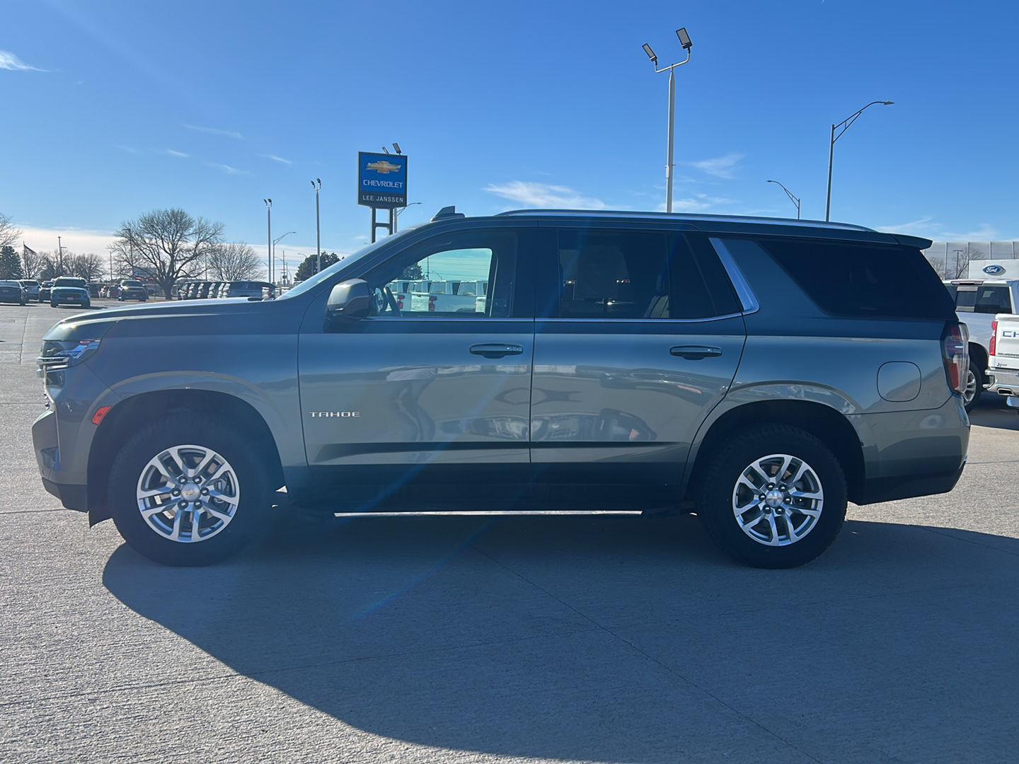 Silver Sage Metallic 2024 Chevrolet Tahoe LT 4WD SUV / Crossover Four-Wheel Drive Automatic