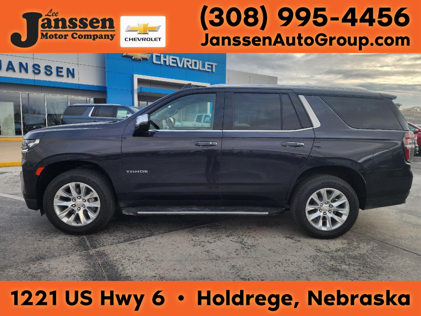 Dark Ash Metallic 2024 Chevrolet Tahoe SUV / Crossover Four-Wheel Drive Automatic