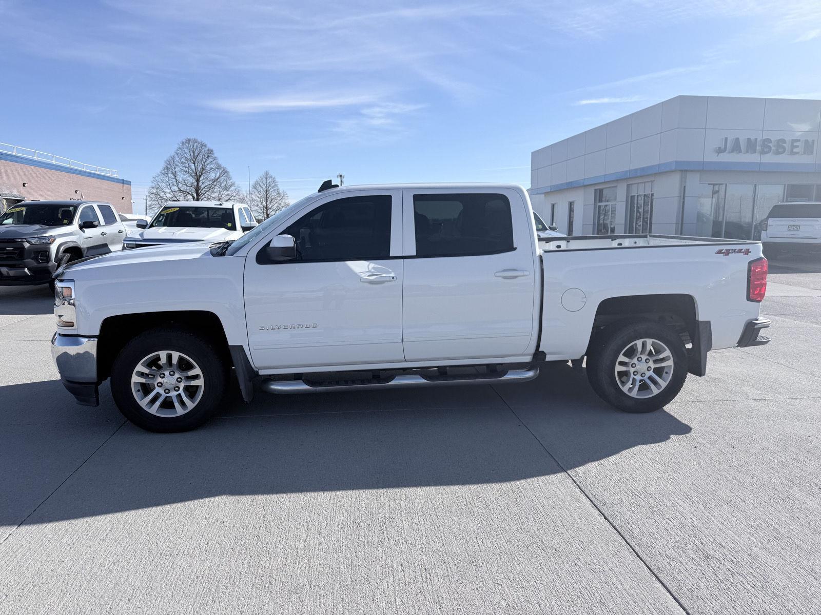 2018 Chevrolet Silverado 1500 LT Crew Cab 4WD