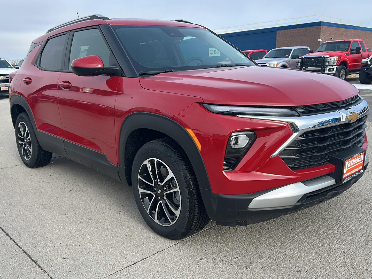 View vehicle photo 4