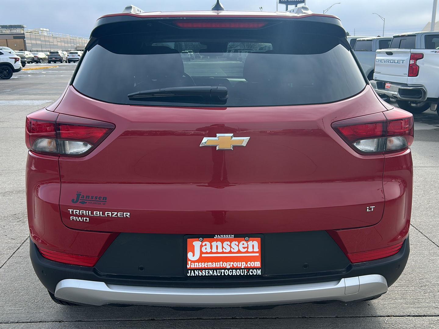 View vehicle photo 6