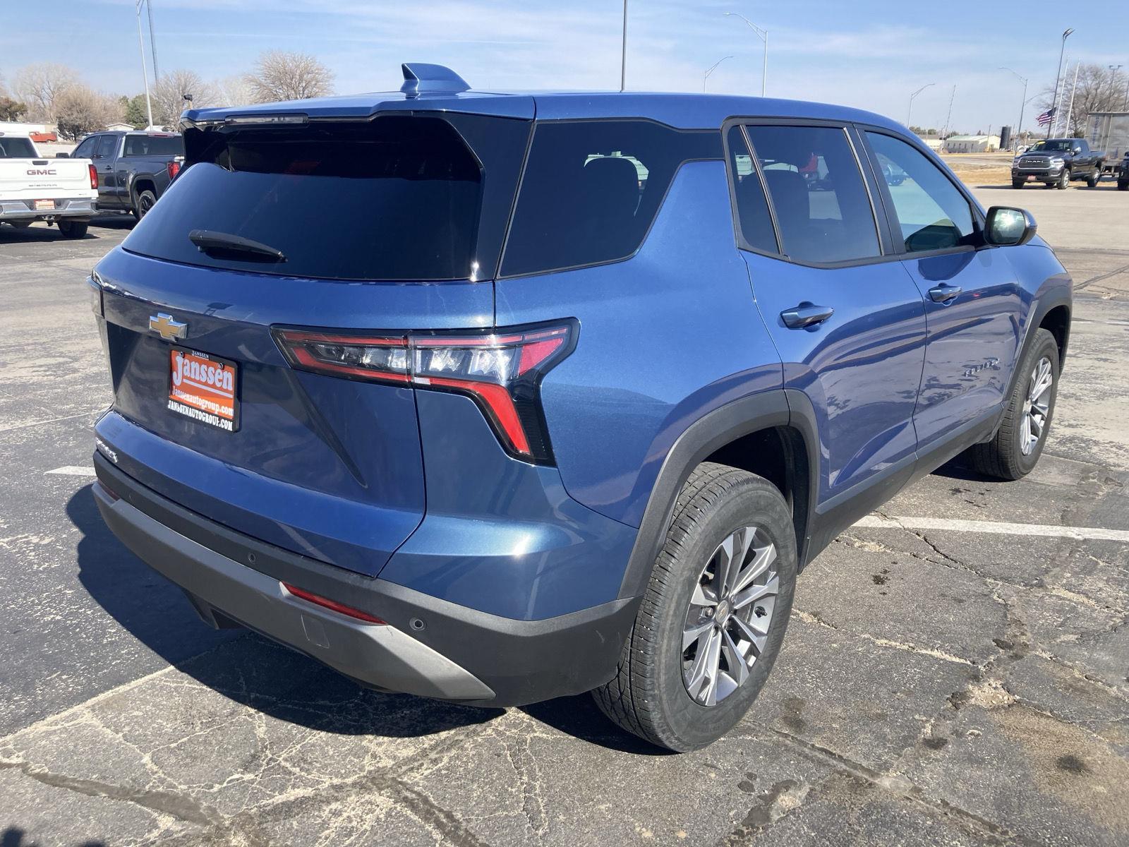 View vehicle photo 2