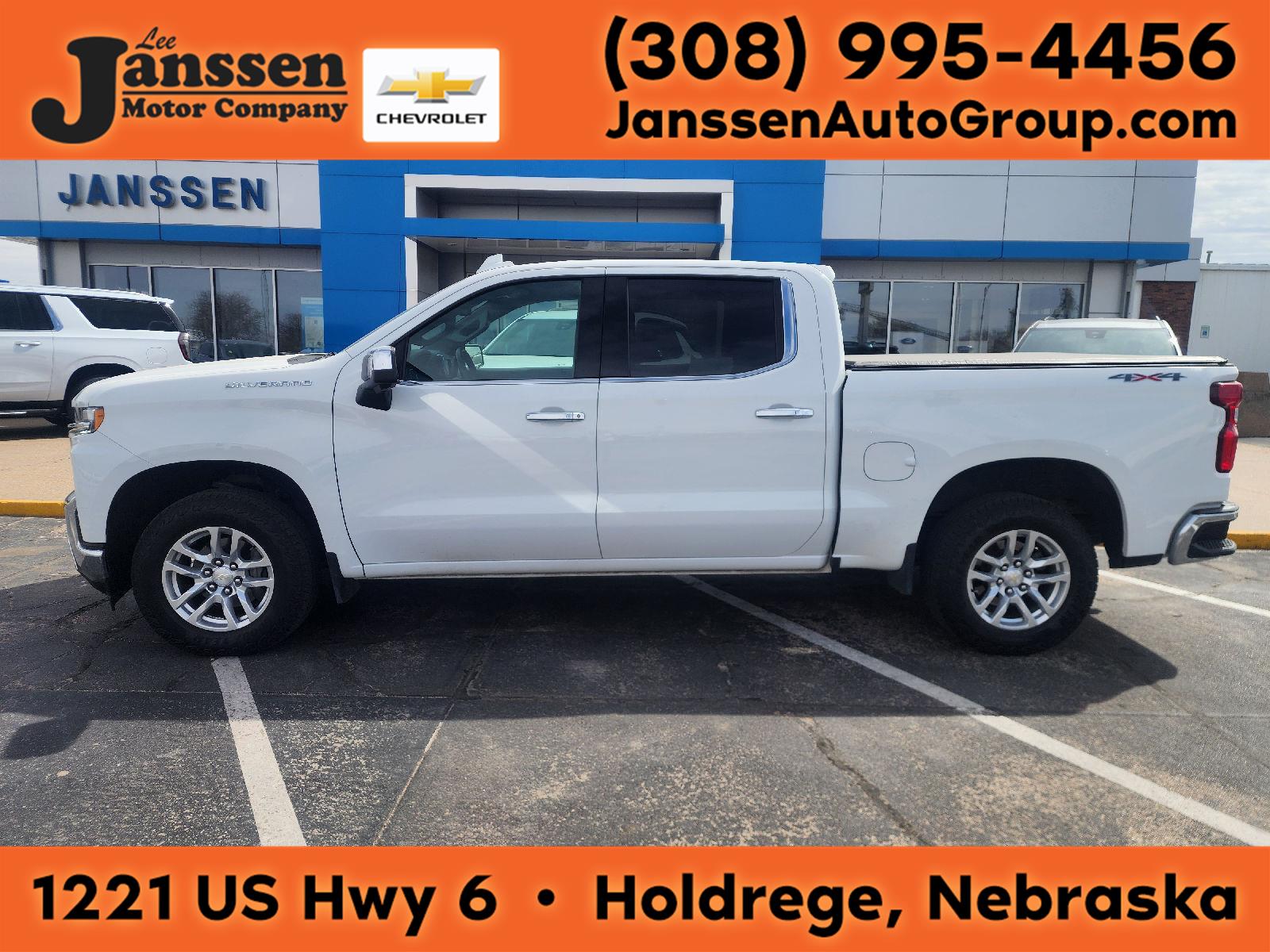 Summit White 2021 Chevrolet Silverado 1500 LTZ Crew Cab 4WD Pickup Truck Four-Wheel Drive 8-Speed Automatic