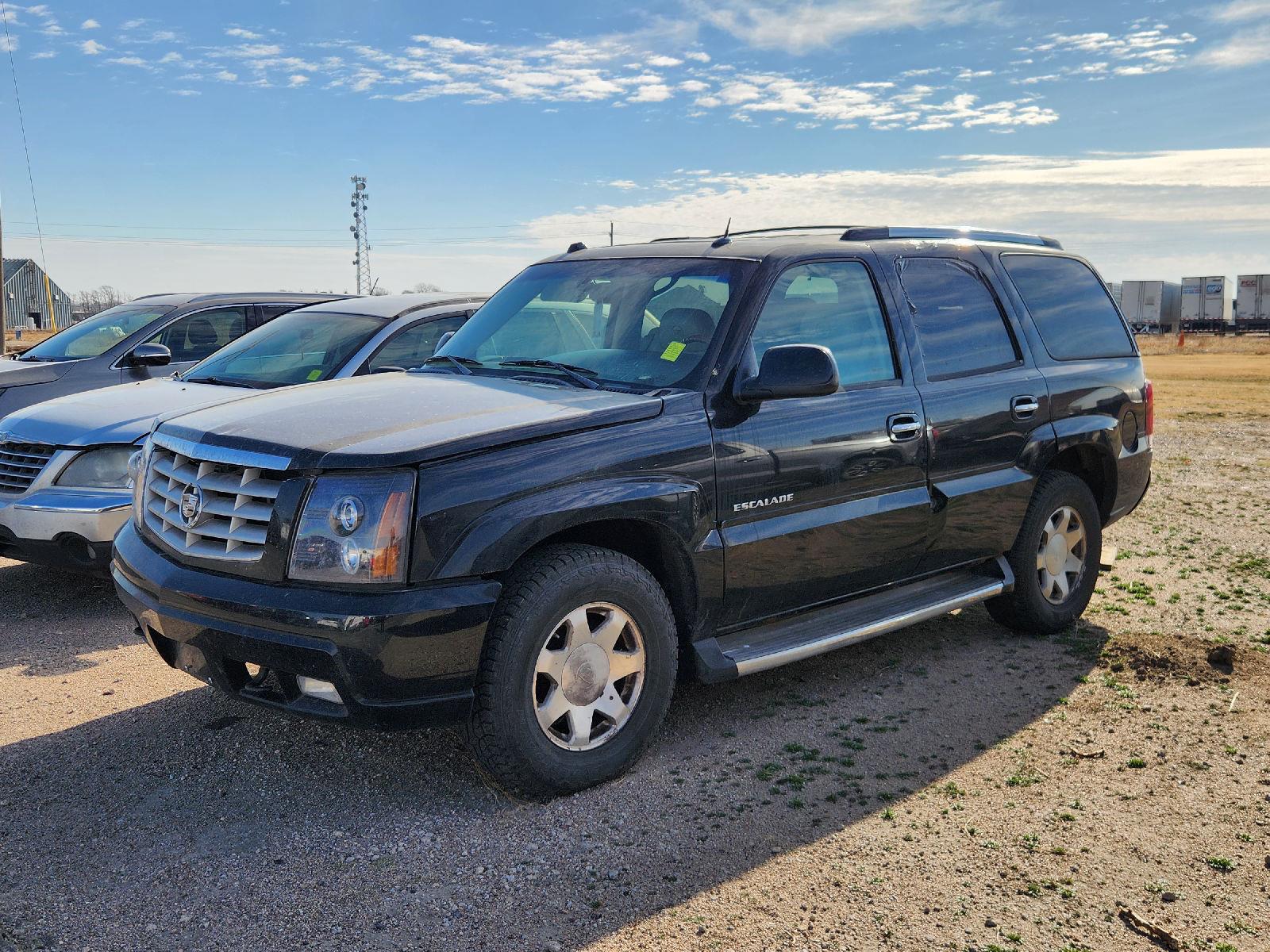 Black Raven 2004 Cadillac Escalade 4WD SUV / Crossover All-Wheel Drive 4-Speed Automatic