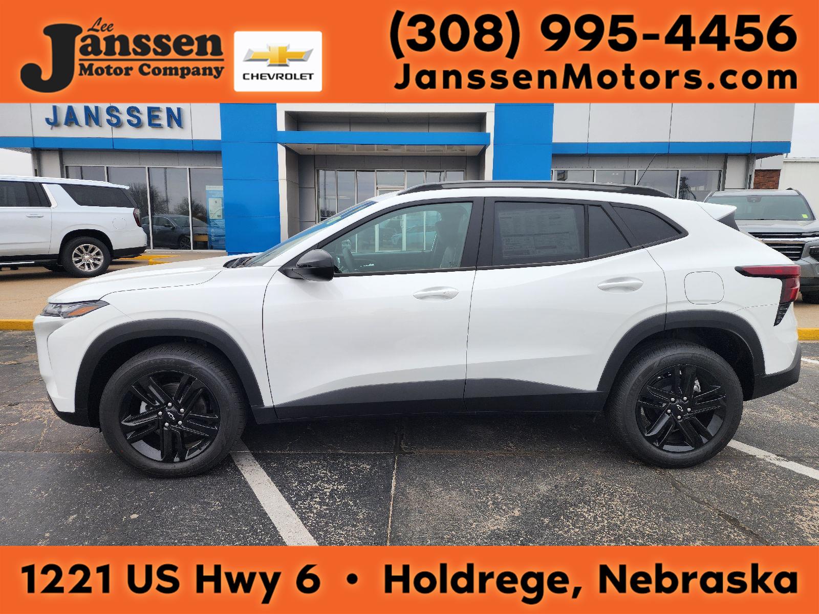 Summit White 2026 Chevrolet Trax Activ FWD SUV / Crossover Front-Wheel Drive 6-Speed Automatic