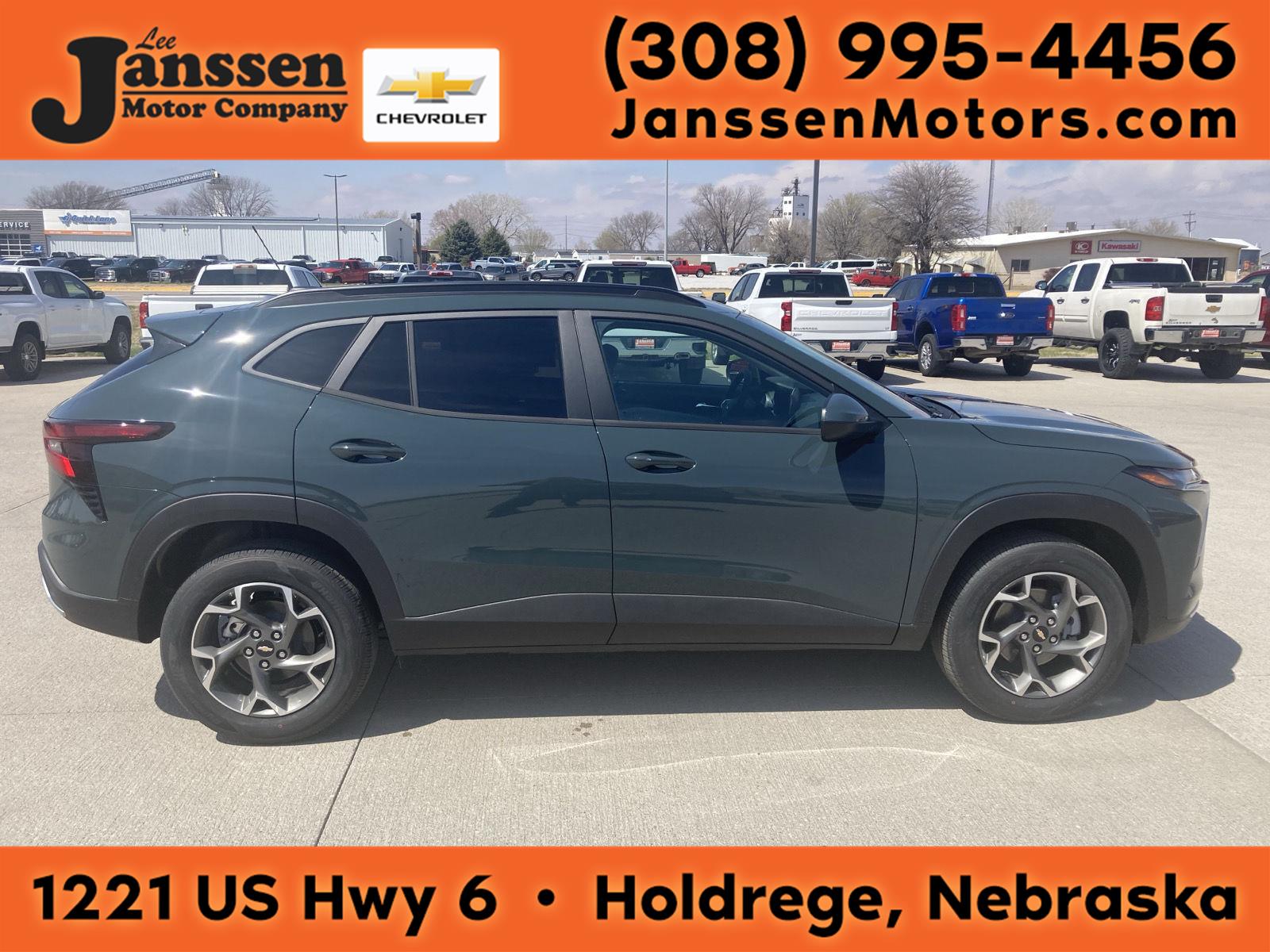 Cypress Gray 2026 Chevrolet Trax LT FWD SUV / Crossover Front-Wheel Drive 6-Speed Automatic