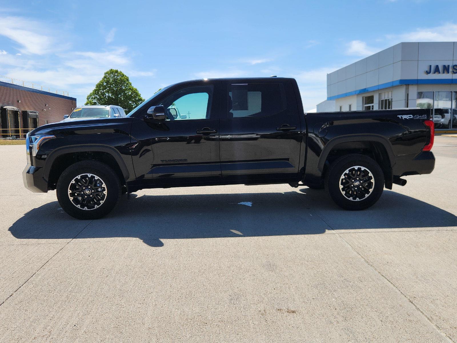 Midnight Black Metallic 2025 Toyota Tundra SR5 CrewMax Cab 4WD Pickup Truck Four-Wheel Drive Automatic