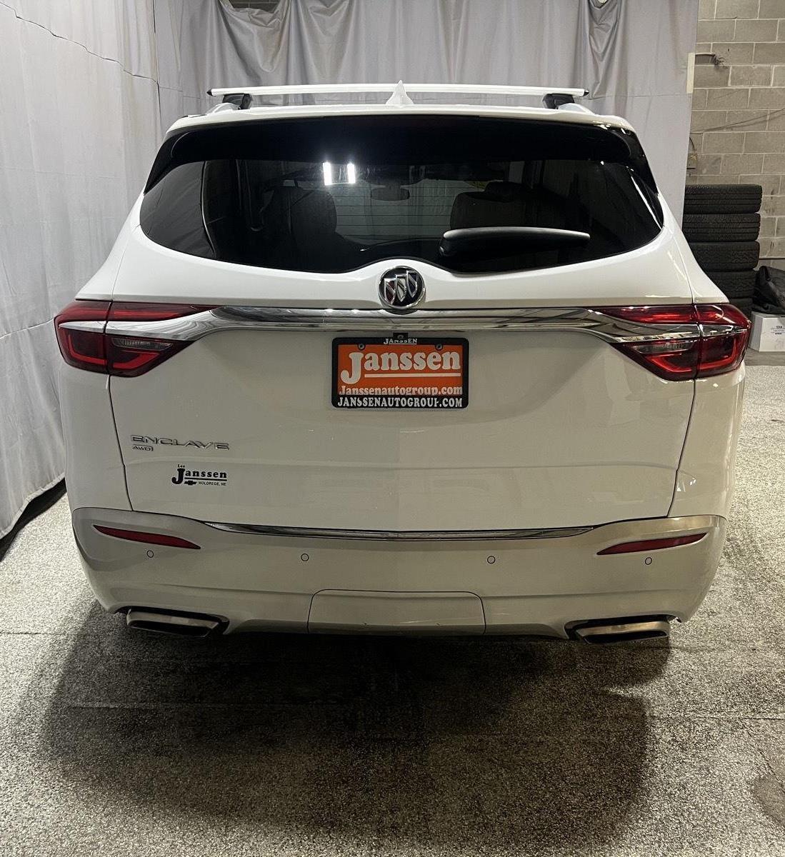 View vehicle photo 7
