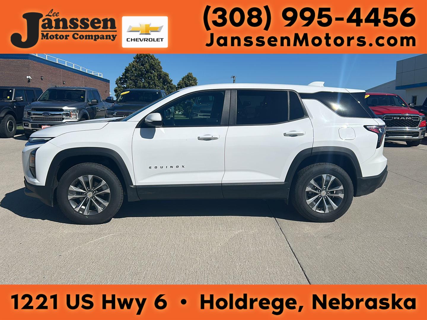 Summit White 2025 Chevrolet Equinox SUV / Crossover Four-Wheel Drive 8-Speed Automatic
