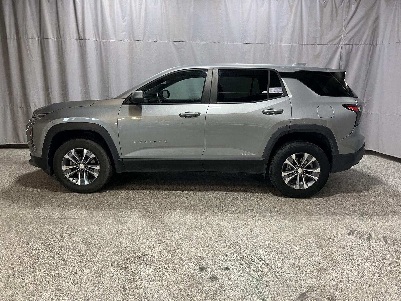 Sterling Gray Metallic 2025 Chevrolet Equinox SUV / Crossover Front-Wheel Drive Continuously Variable Transmission