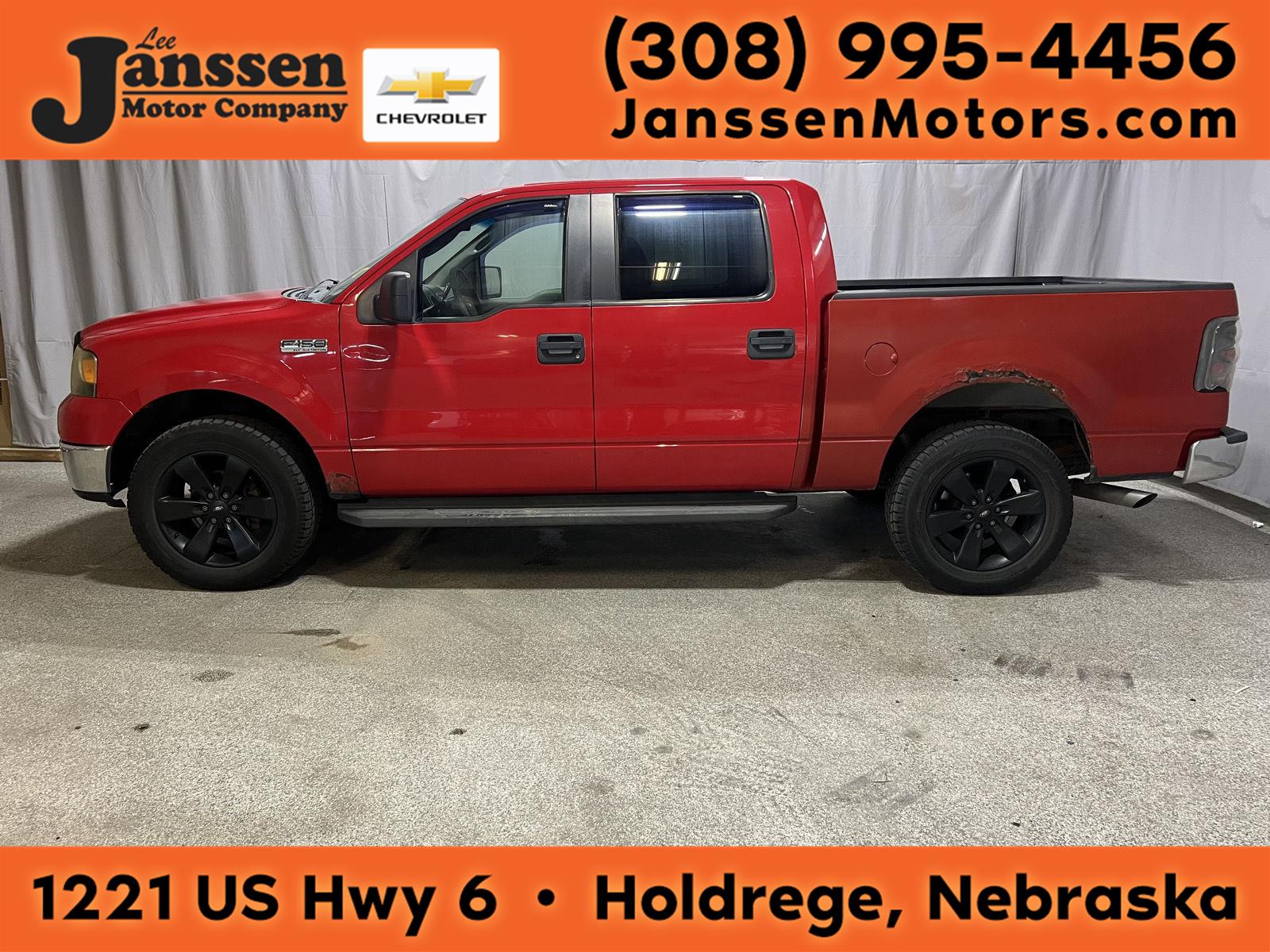 Bright Red Clearcoat 2008 Ford F-150 Pickup Truck Four-Wheel Drive 4-Speed Automatic Overdrive
