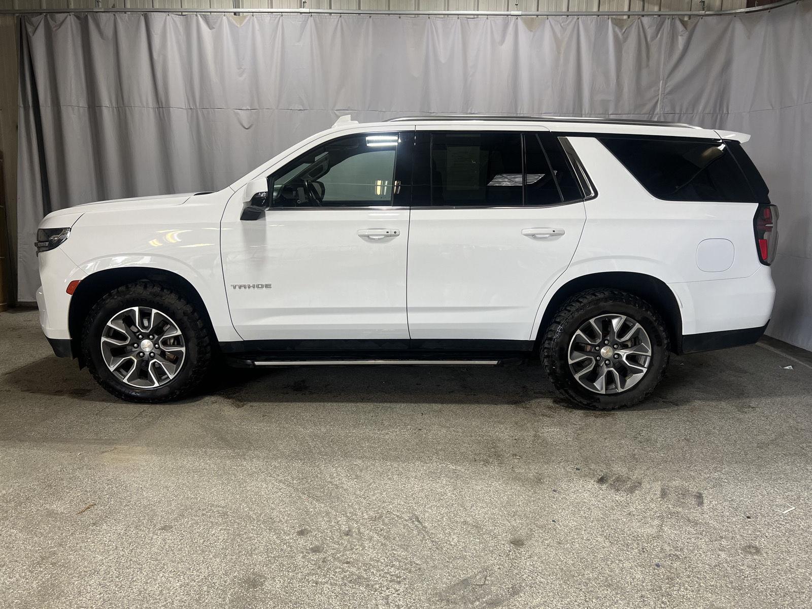 Summit White 2024 Chevrolet Tahoe SUV / Crossover Four-Wheel Drive Automatic
