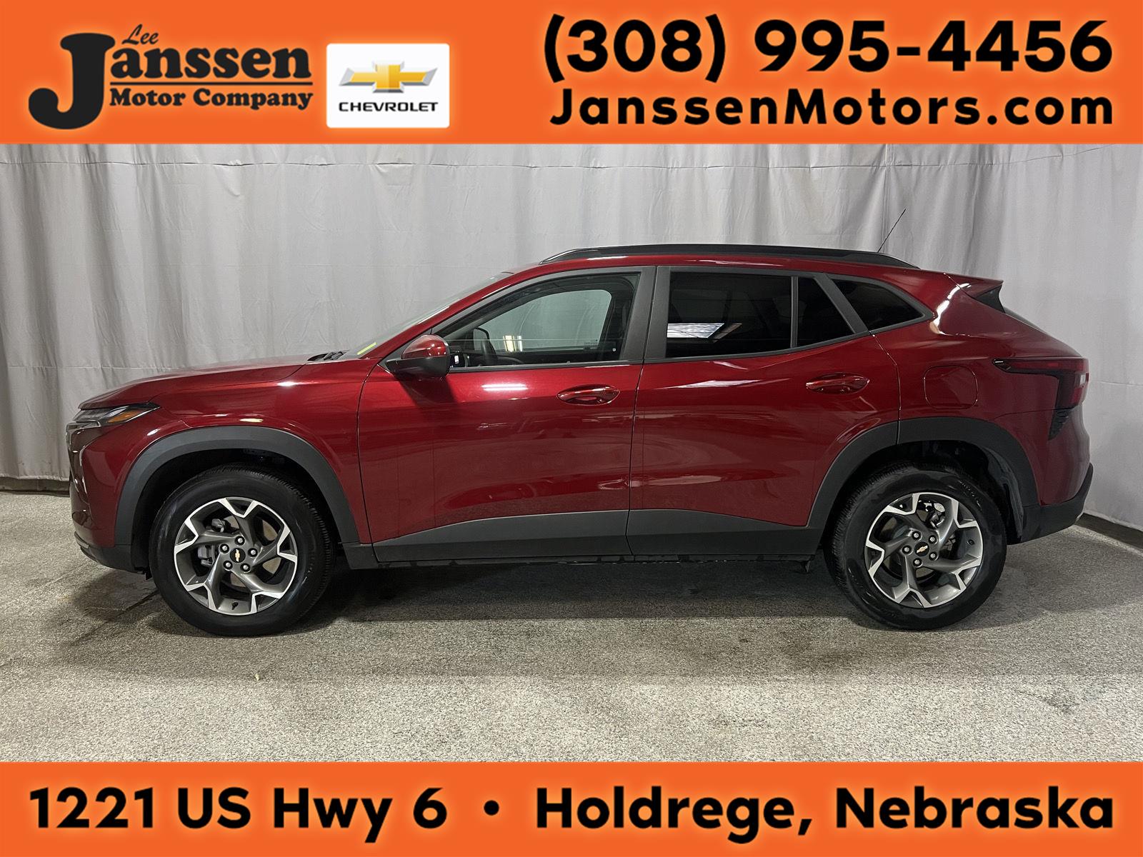Red (Crimson Metallic) 2025 Chevrolet Trax SUV / Crossover Front-Wheel Drive 6-Speed Automatic