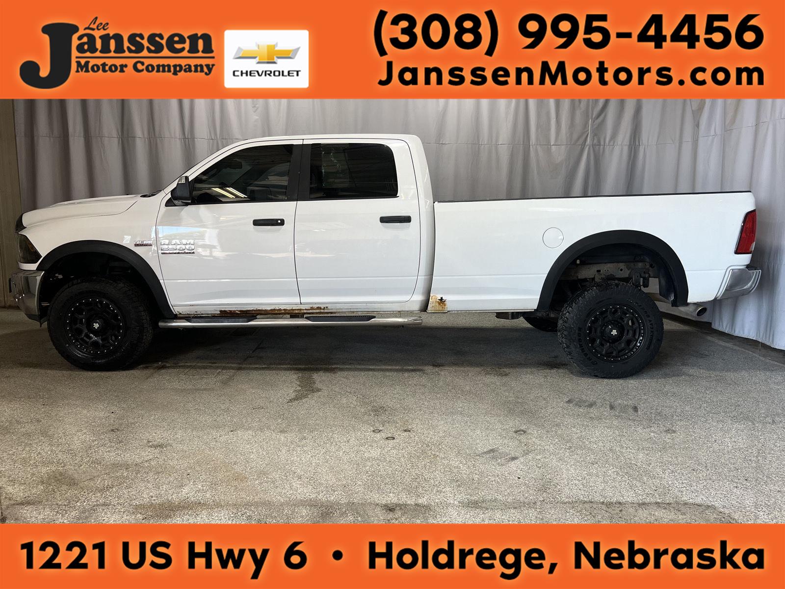 Bright White 2015 RAM 2500 Pickup Truck Four-Wheel Drive 6-Speed Automatic