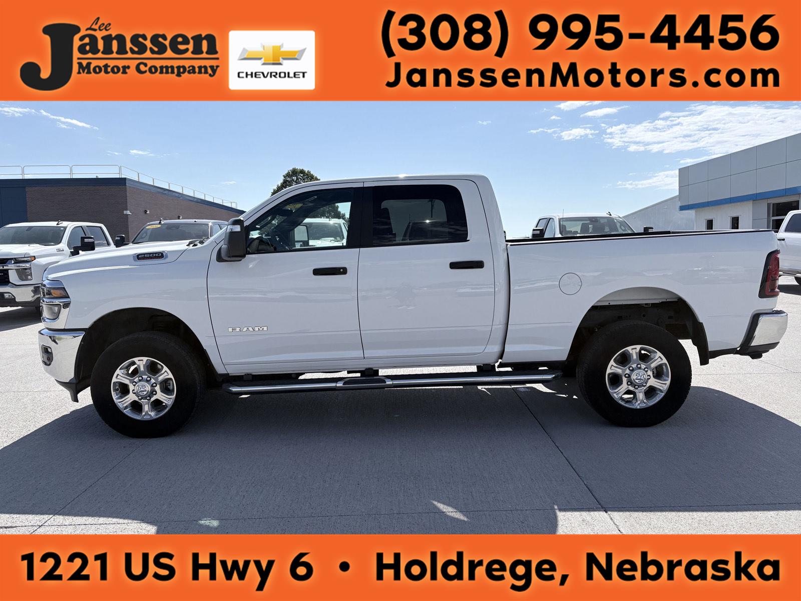  2026 RAM 2500 Big Horn Crew Cab 4WD   