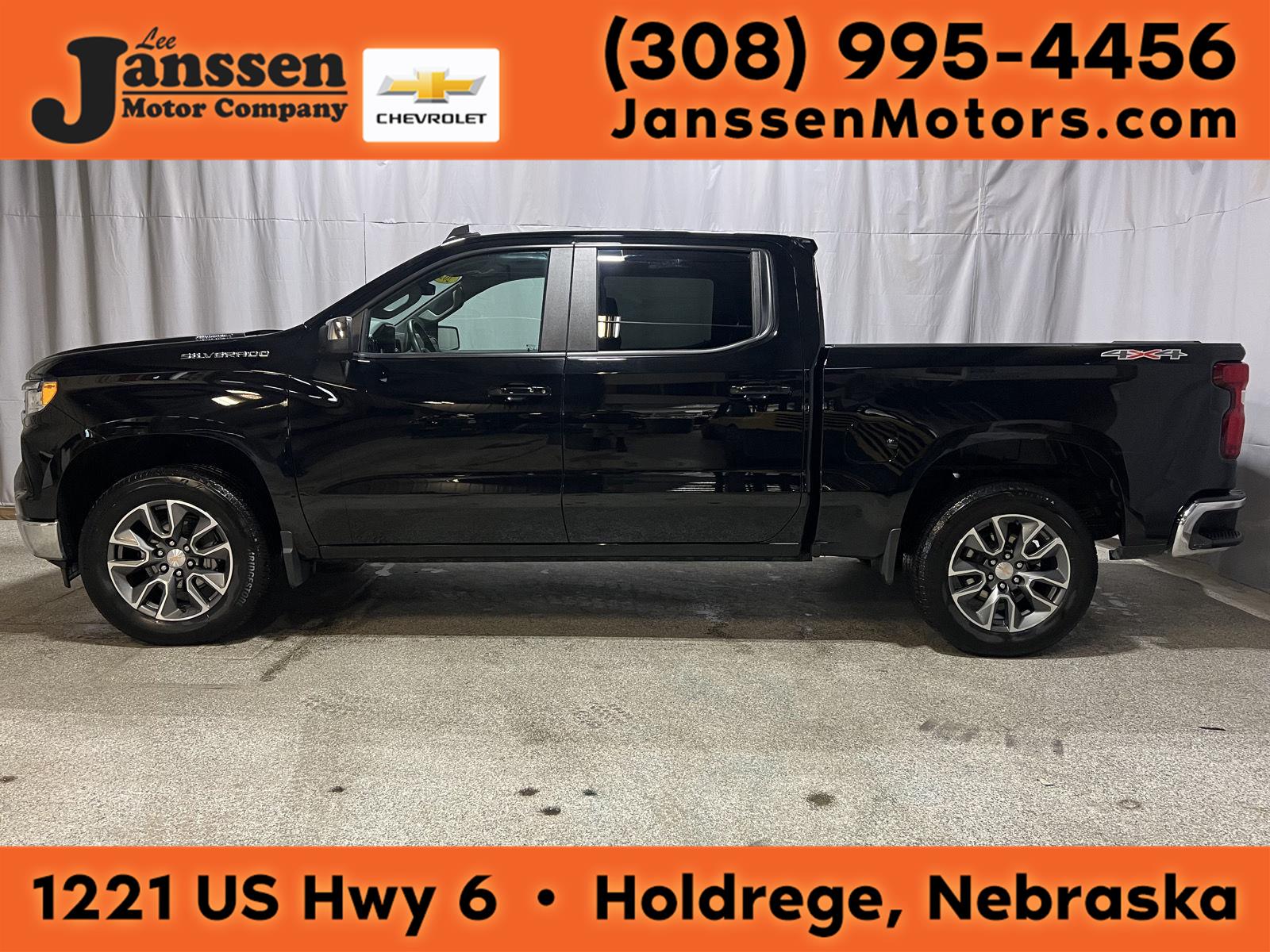 Black 2024 Chevrolet Silverado 1500 Pickup Truck Four-Wheel Drive 8-Speed Automatic