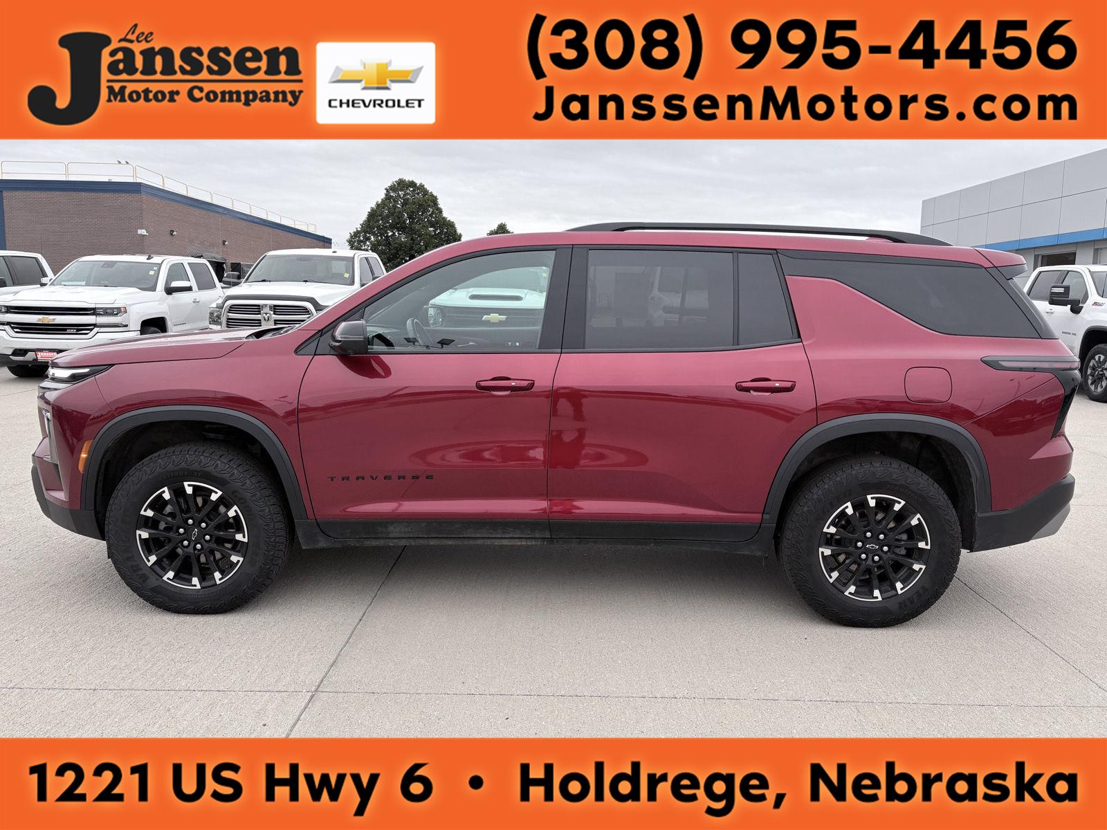 CRYSTAL BLACK PEARL 2024 Chevrolet Traverse SUV / Crossover Four-Wheel Drive Automatic