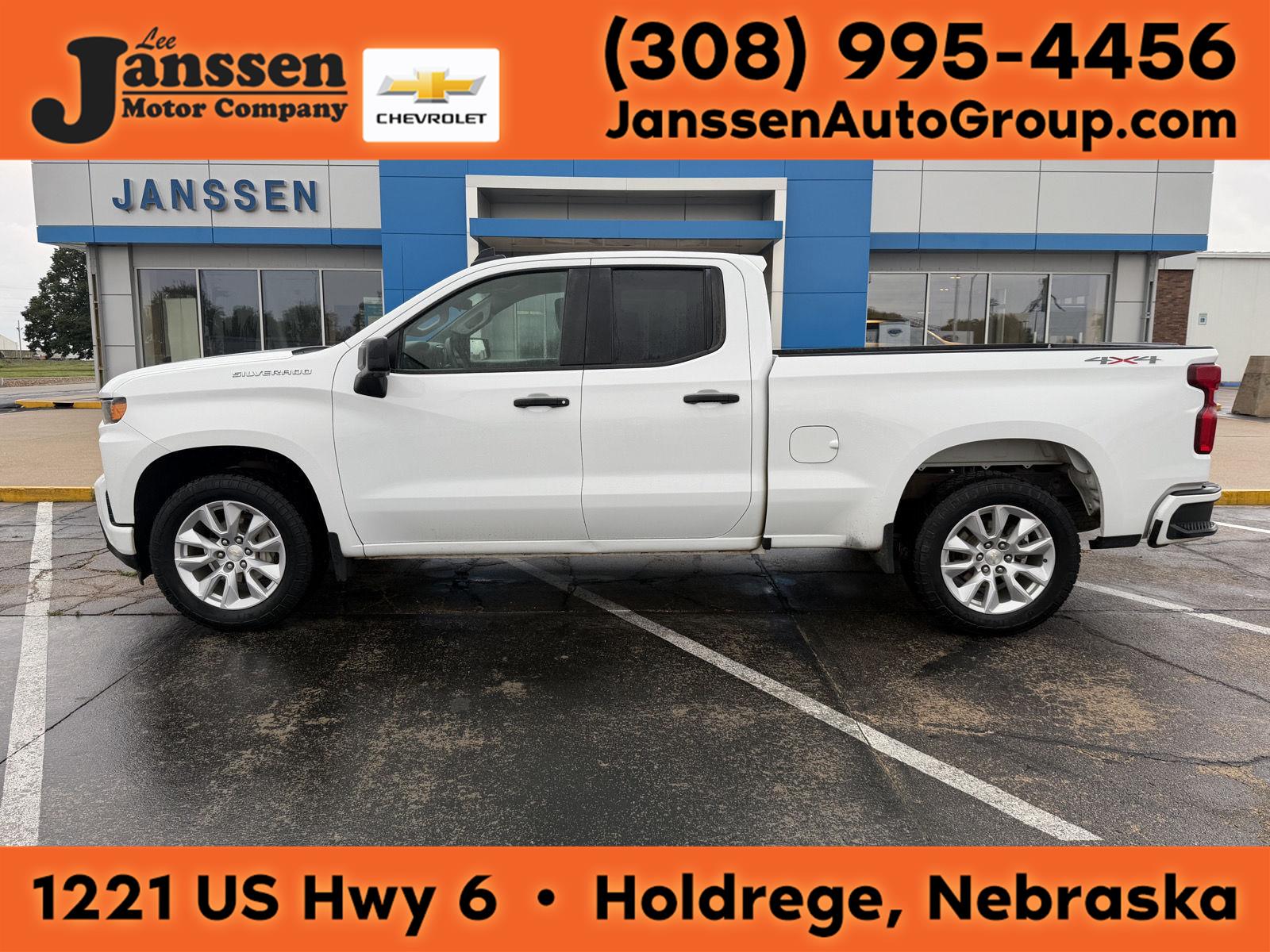  2022 Chevrolet Silverado 1500 Custom Double Cab 4WD   