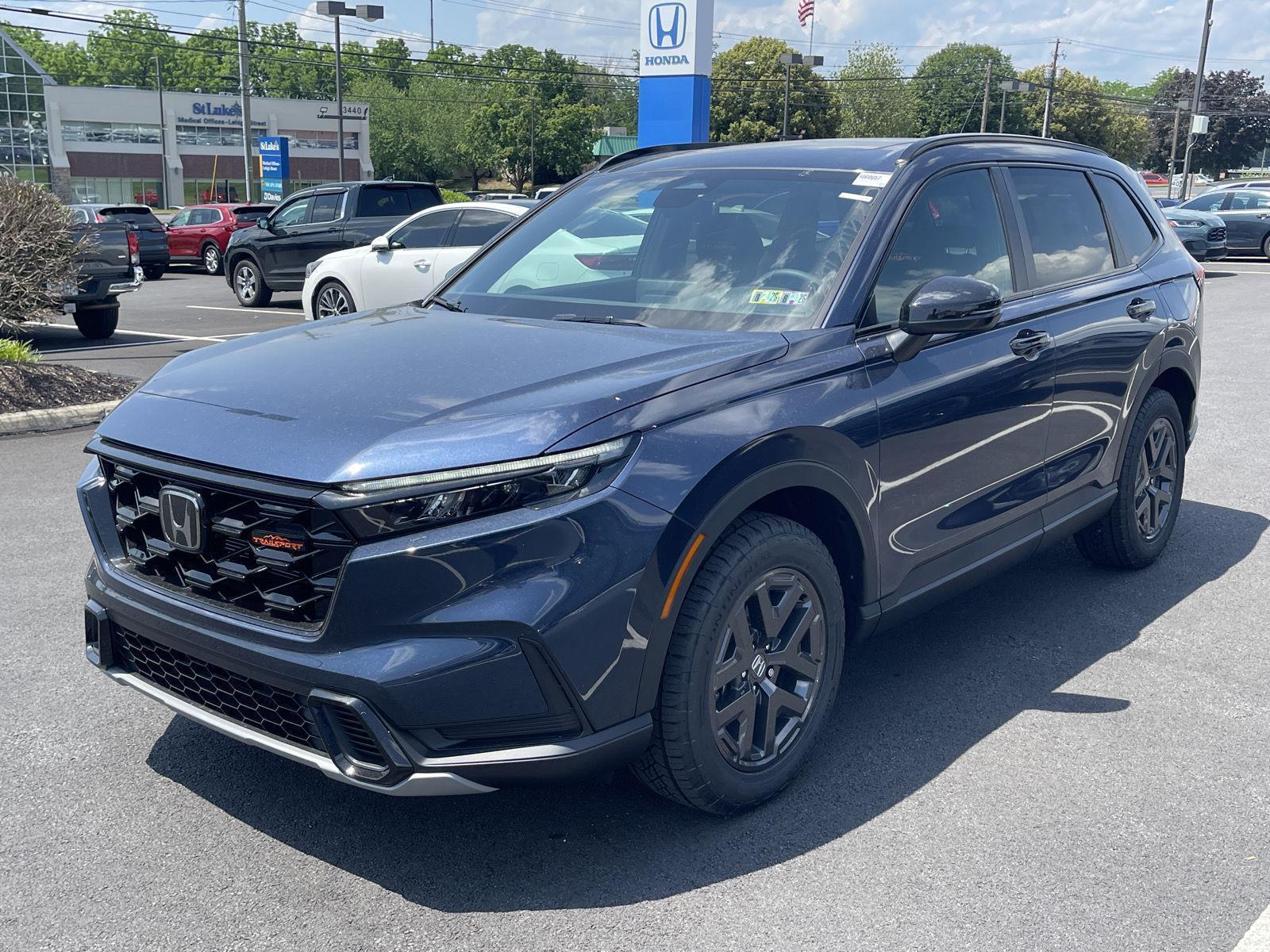 View vehicle photo 4