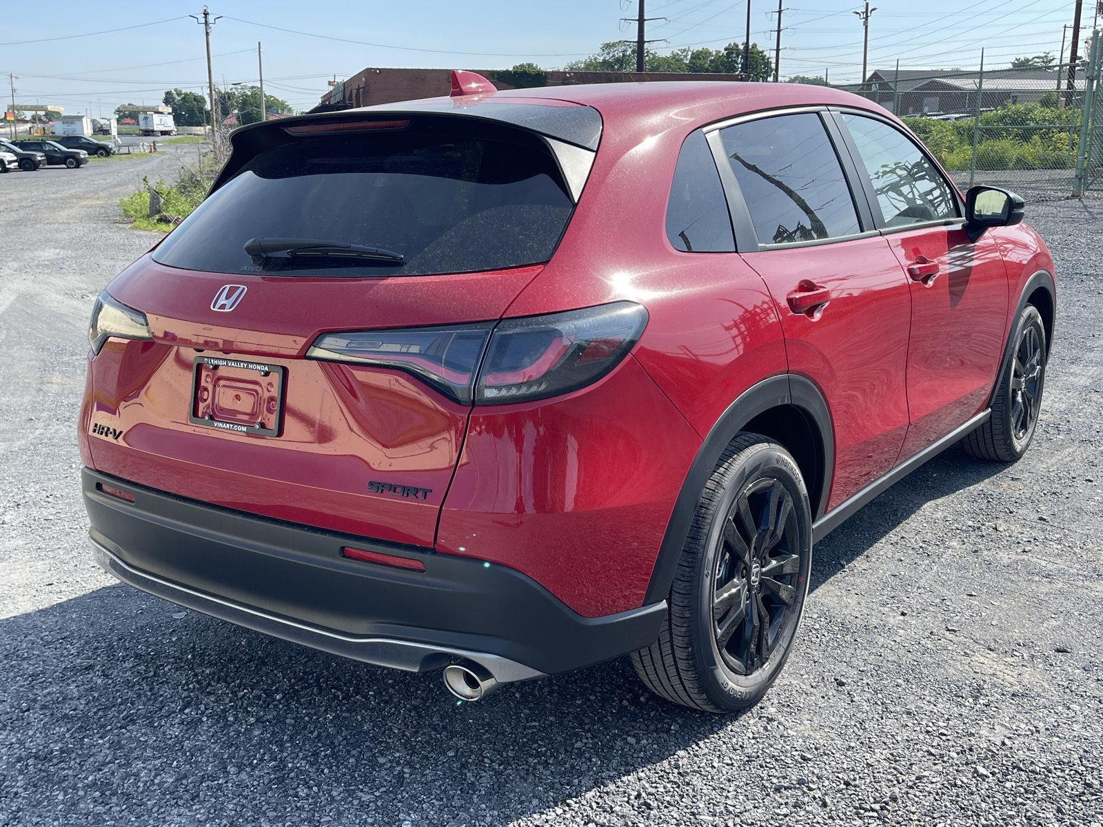 View vehicle photo 7