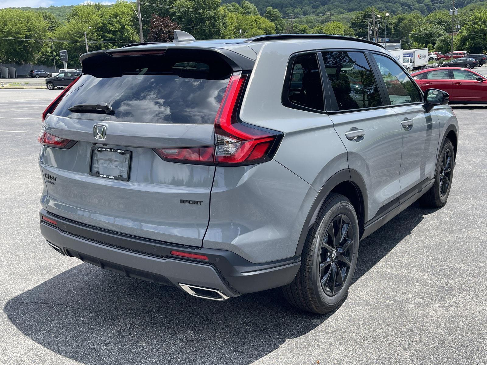 View vehicle photo 7