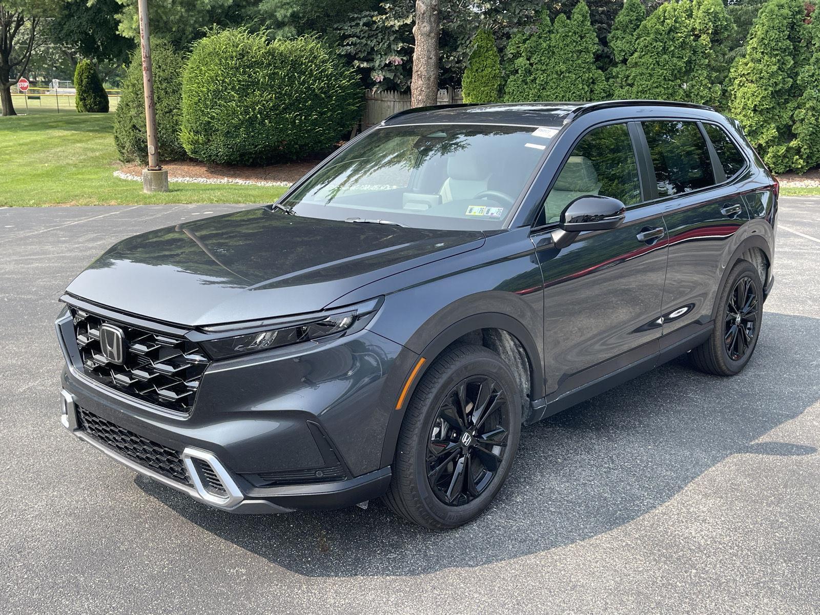 View vehicle photo 4