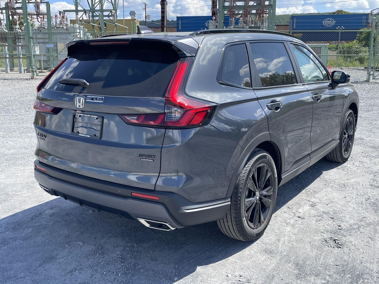 View vehicle photo 7