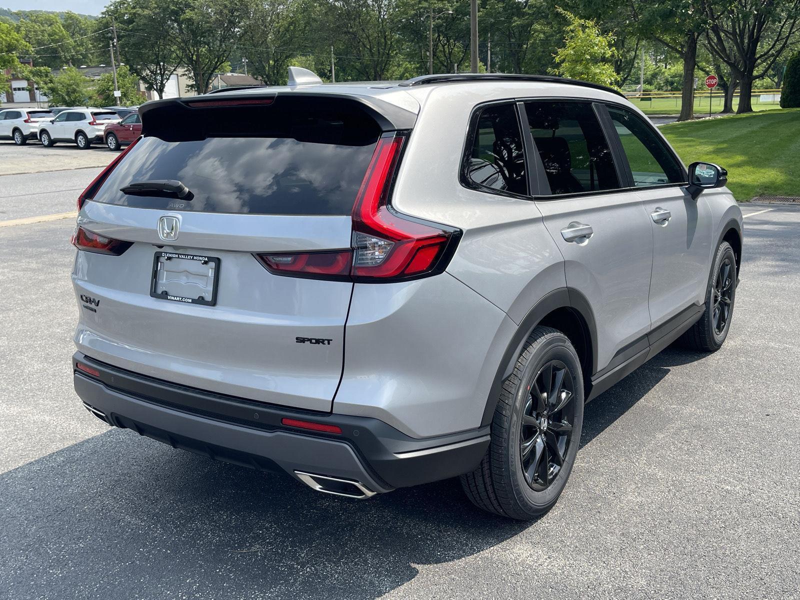 View vehicle photo 7