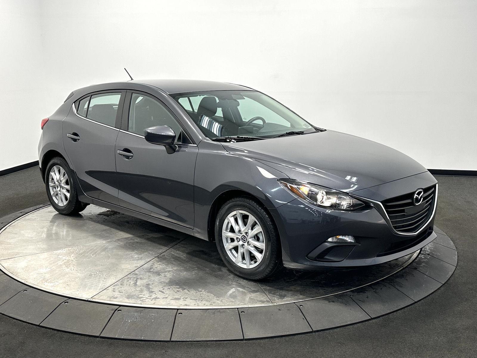 2016 Mazda MAZDA3 i Sport Hatchback