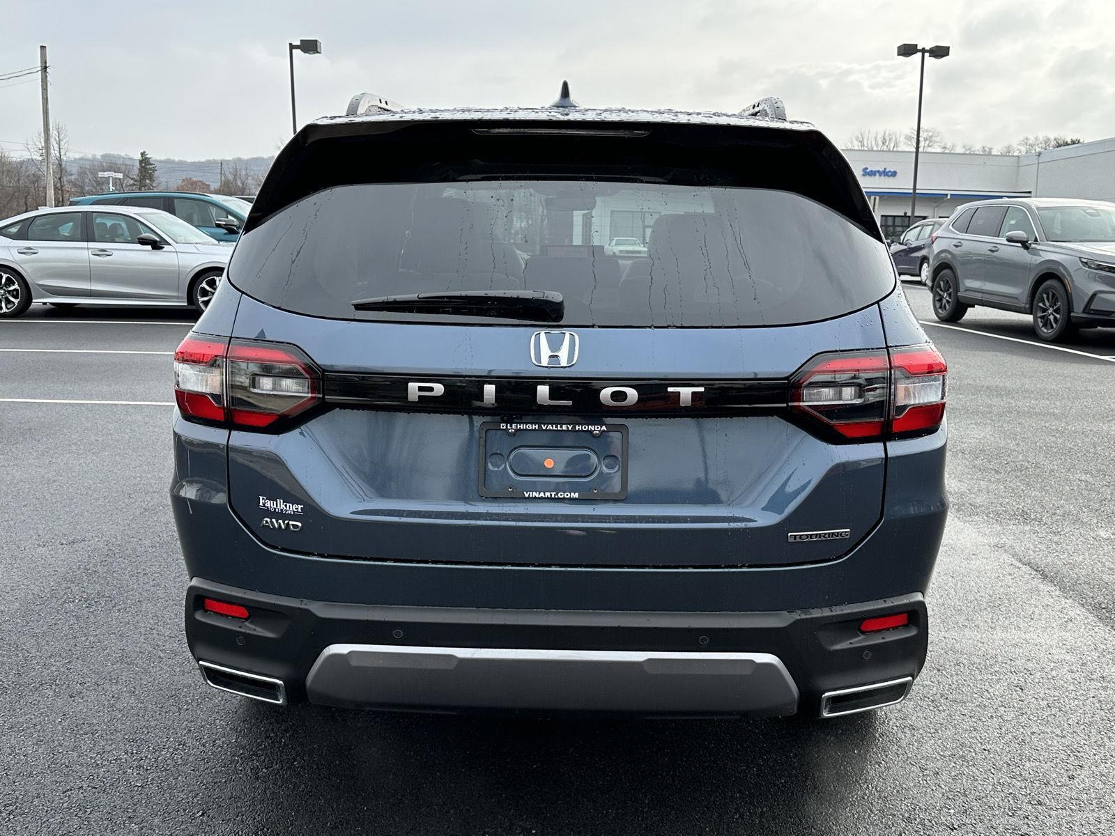 View vehicle photo 6