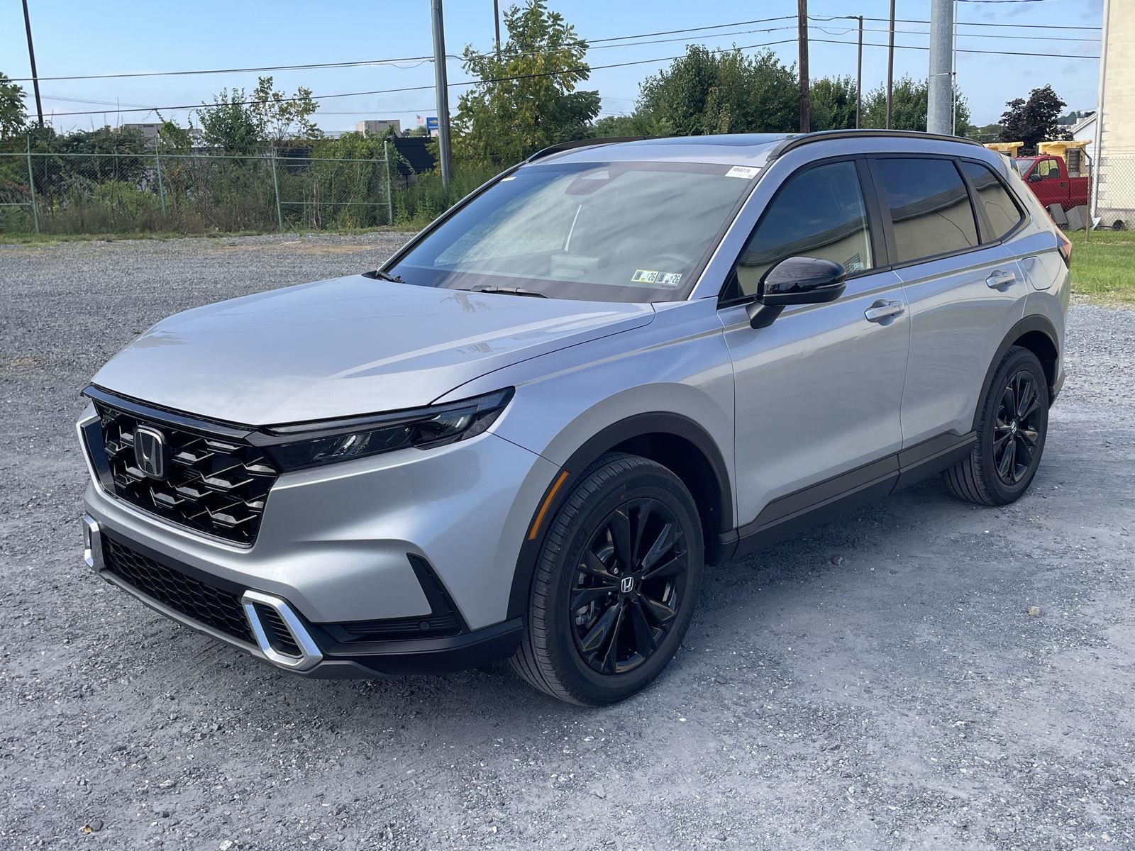 View vehicle photo 4