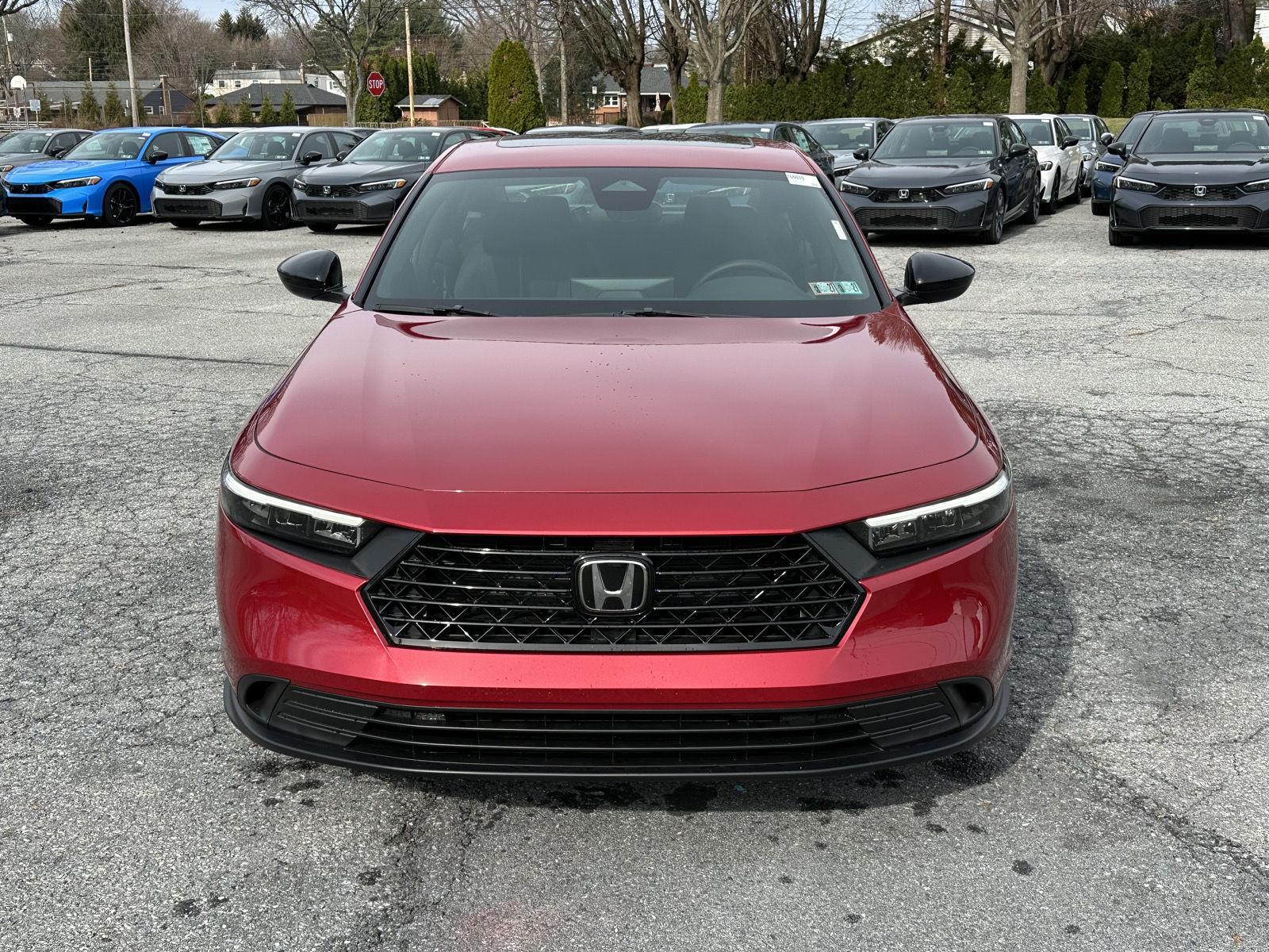 View vehicle photo 3