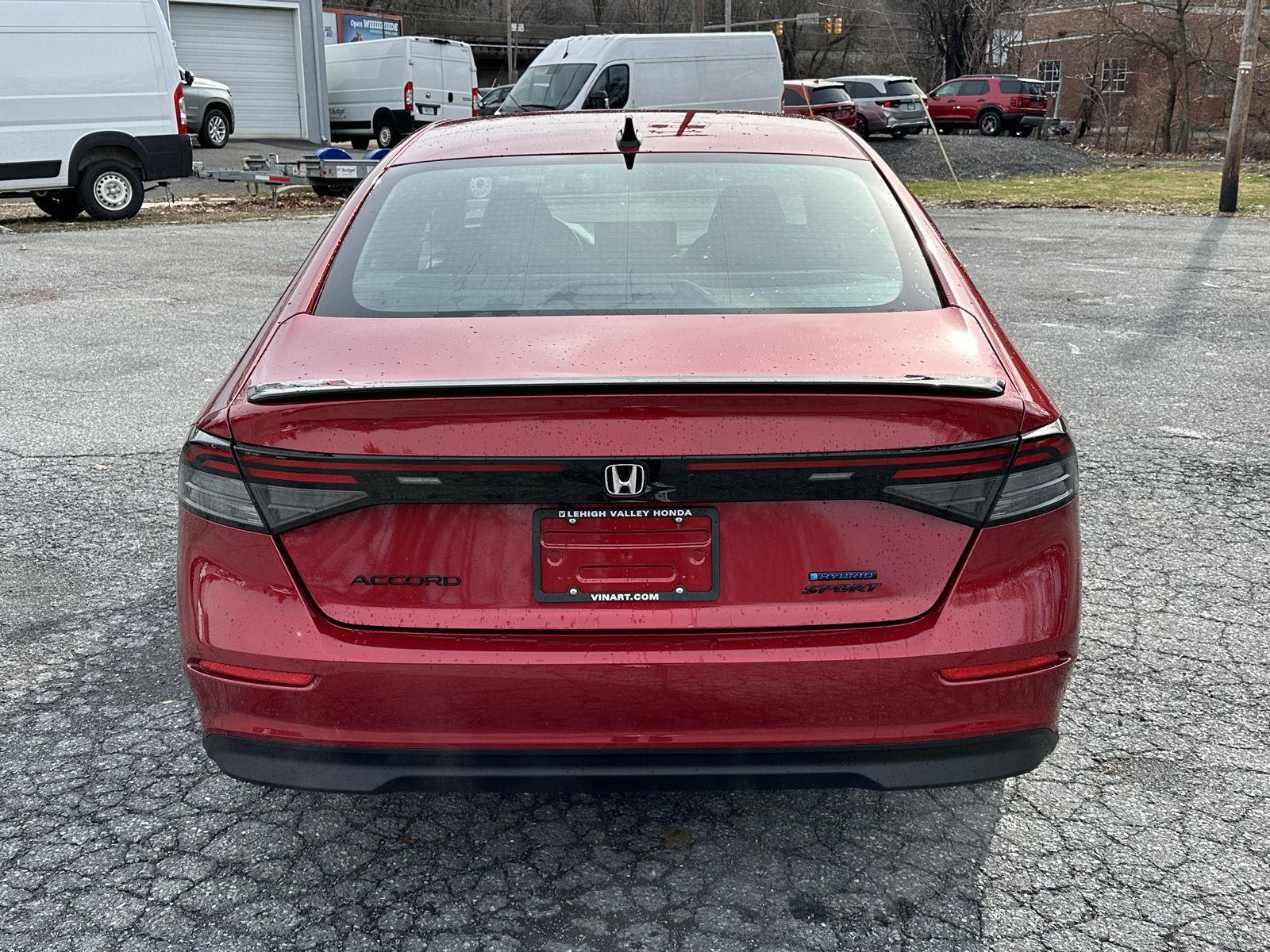 View vehicle photo 6